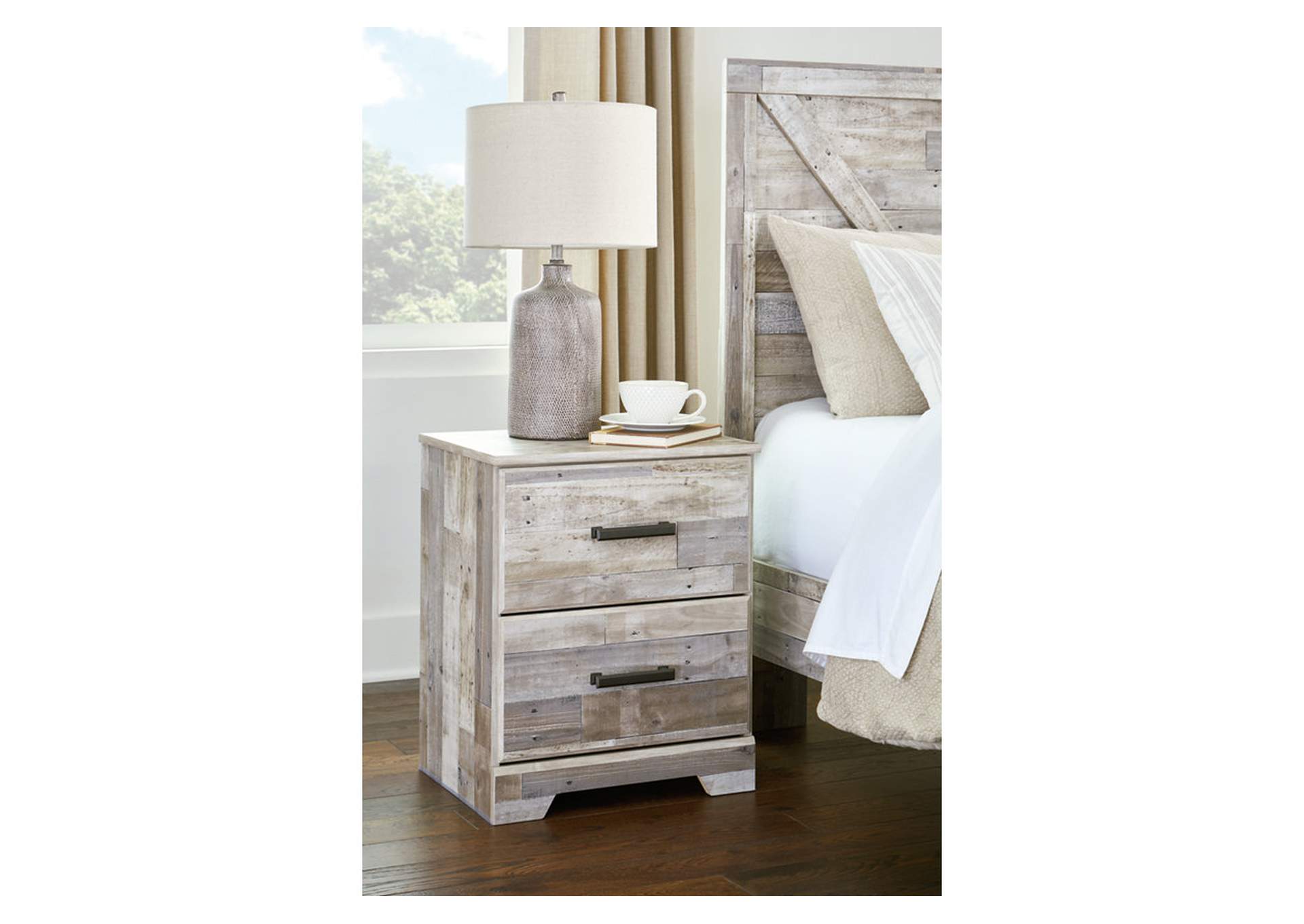 Hodanna Nightstand,Benchcraft