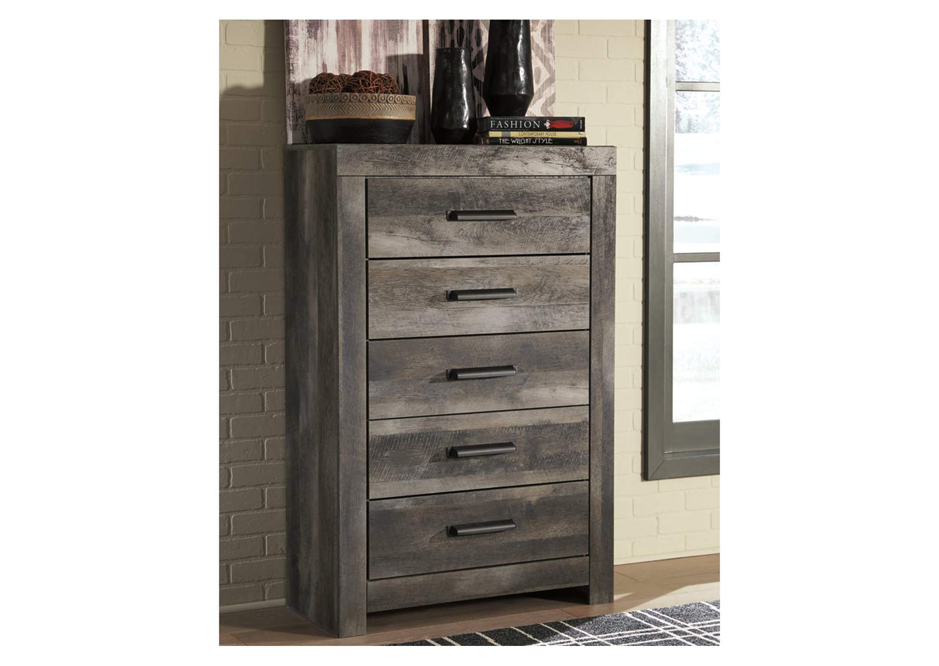 Wynnlow Chest of Drawers,Signature Design By Ashley