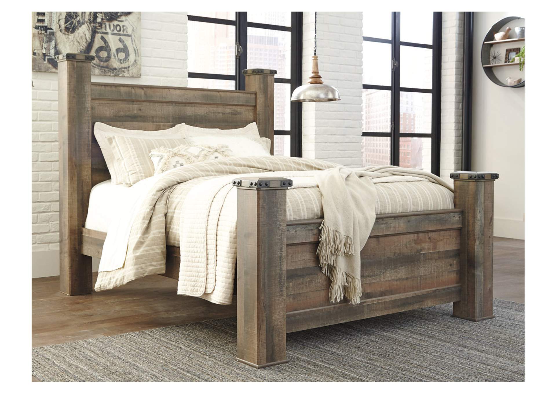 Trinell Queen Poster Bed,Signature Design By Ashley