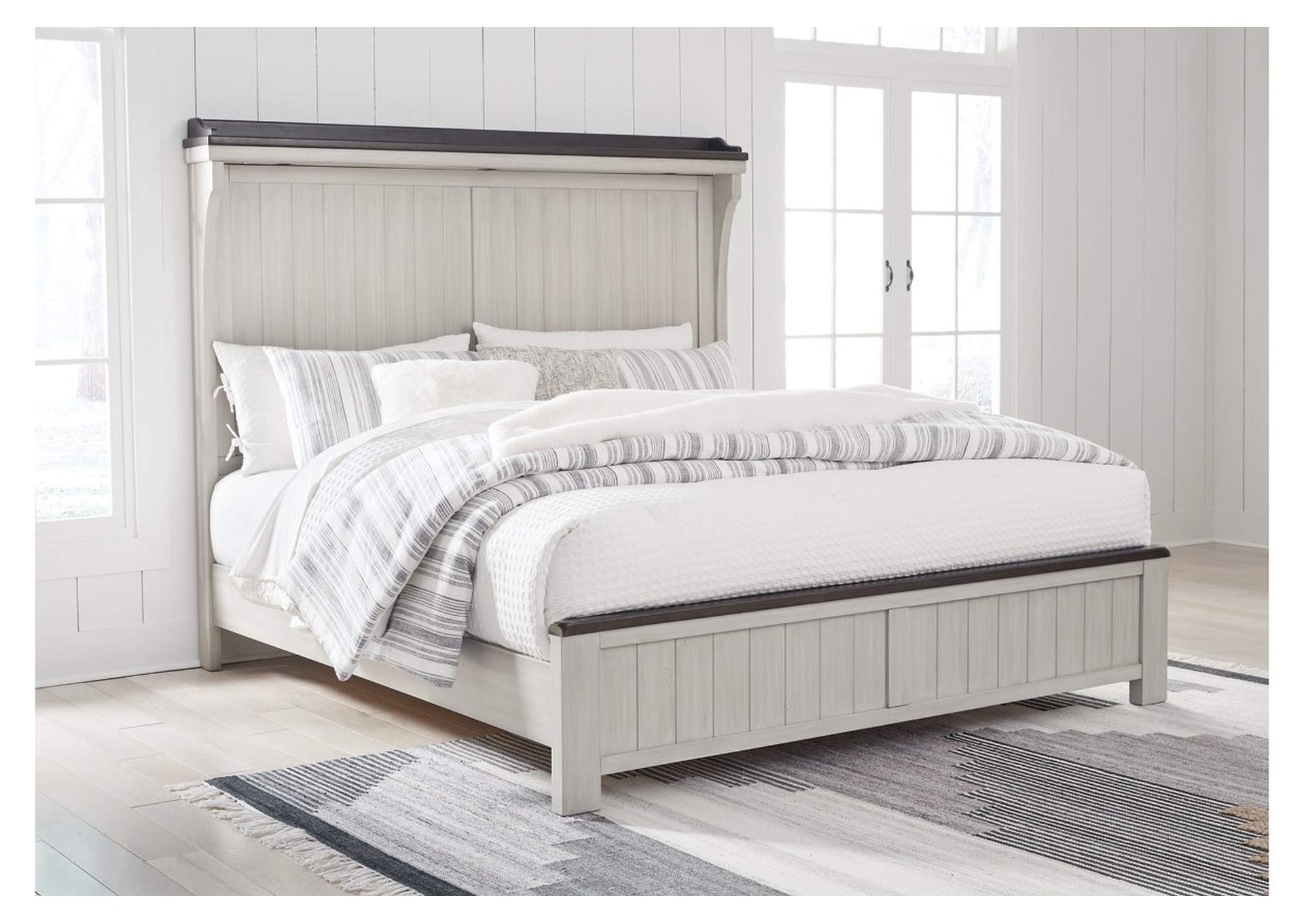 Darborn King Panel Bed,Signature Design By Ashley