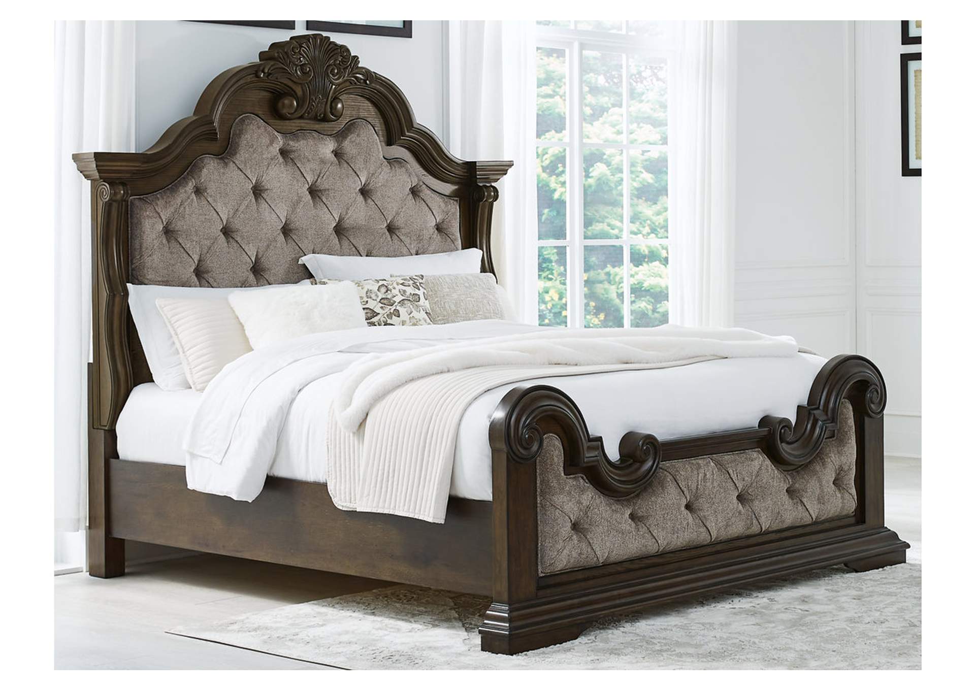 Maylee California King Upholstered Bed,Signature Design By Ashley