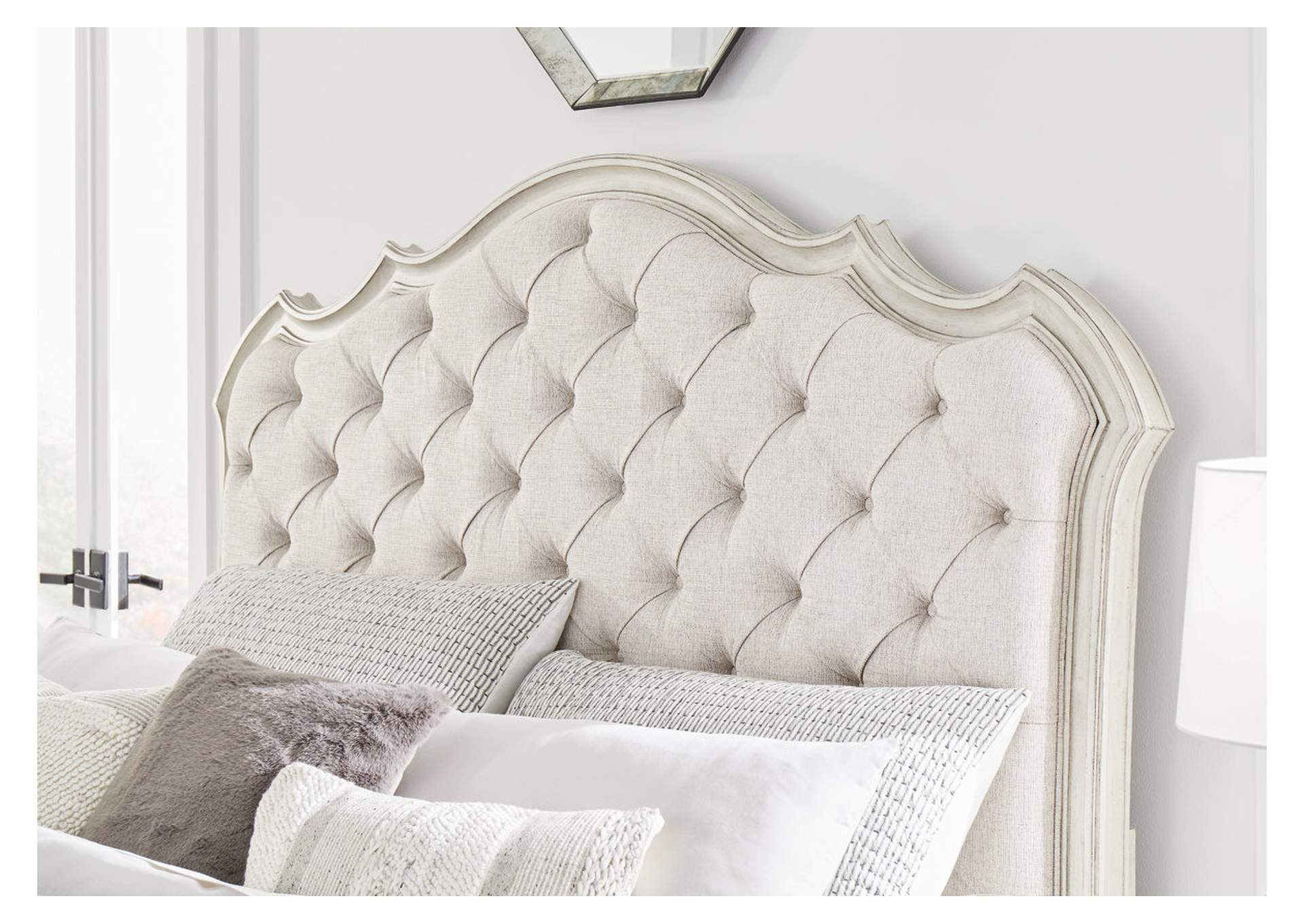 Arlendyne King Upholstered Bed,Signature Design By Ashley