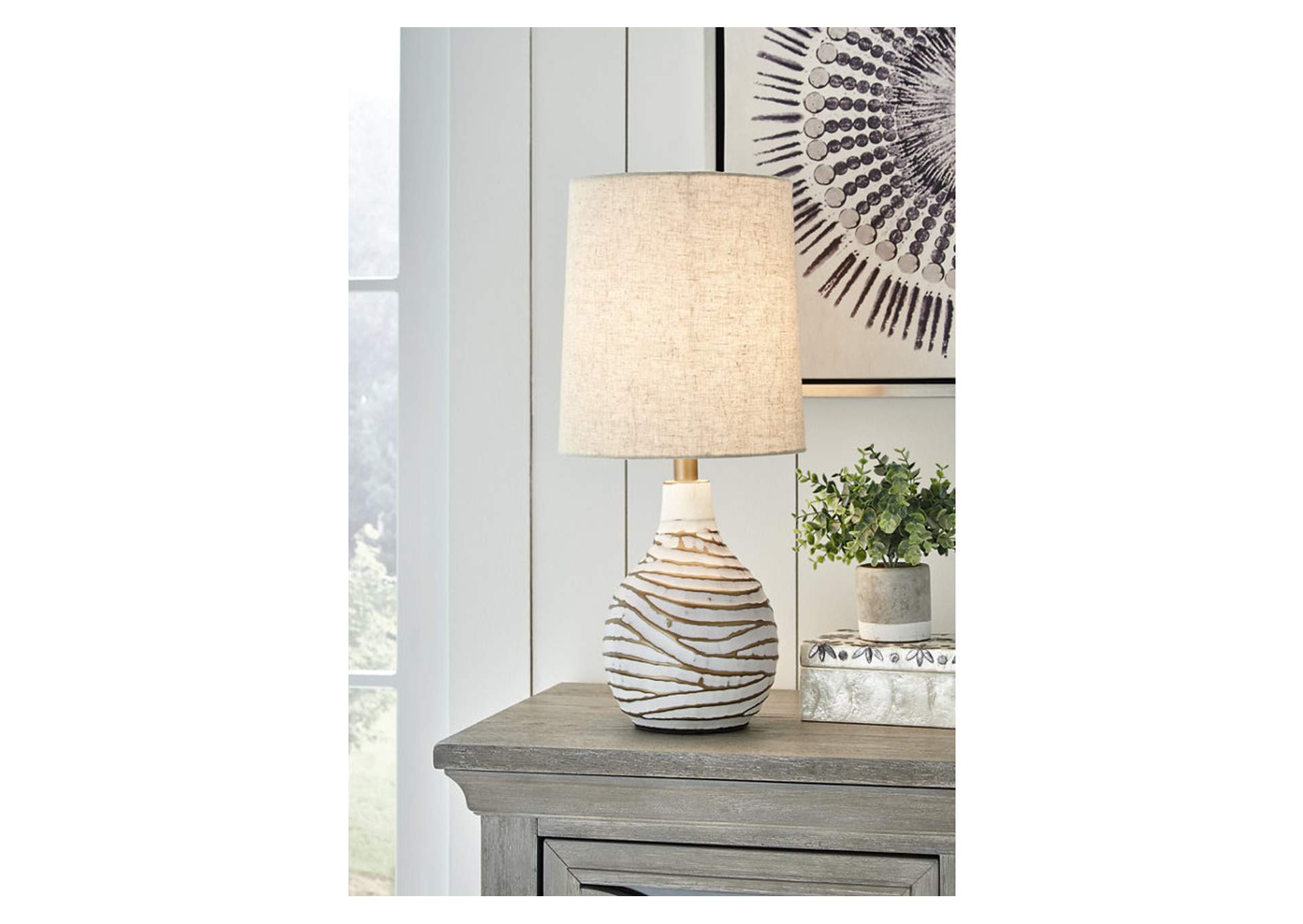 Aleela Table Lamp,Signature Design By Ashley