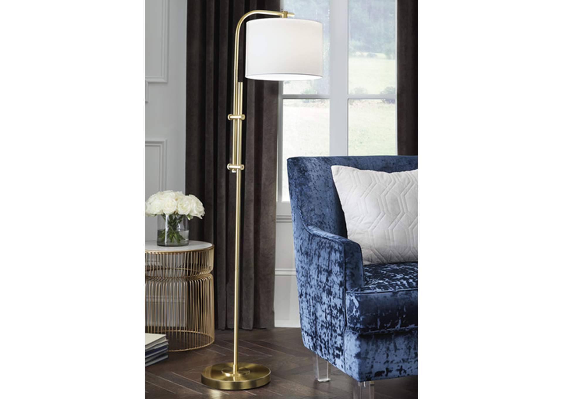 Baronvale Floor Lamp,Signature Design By Ashley