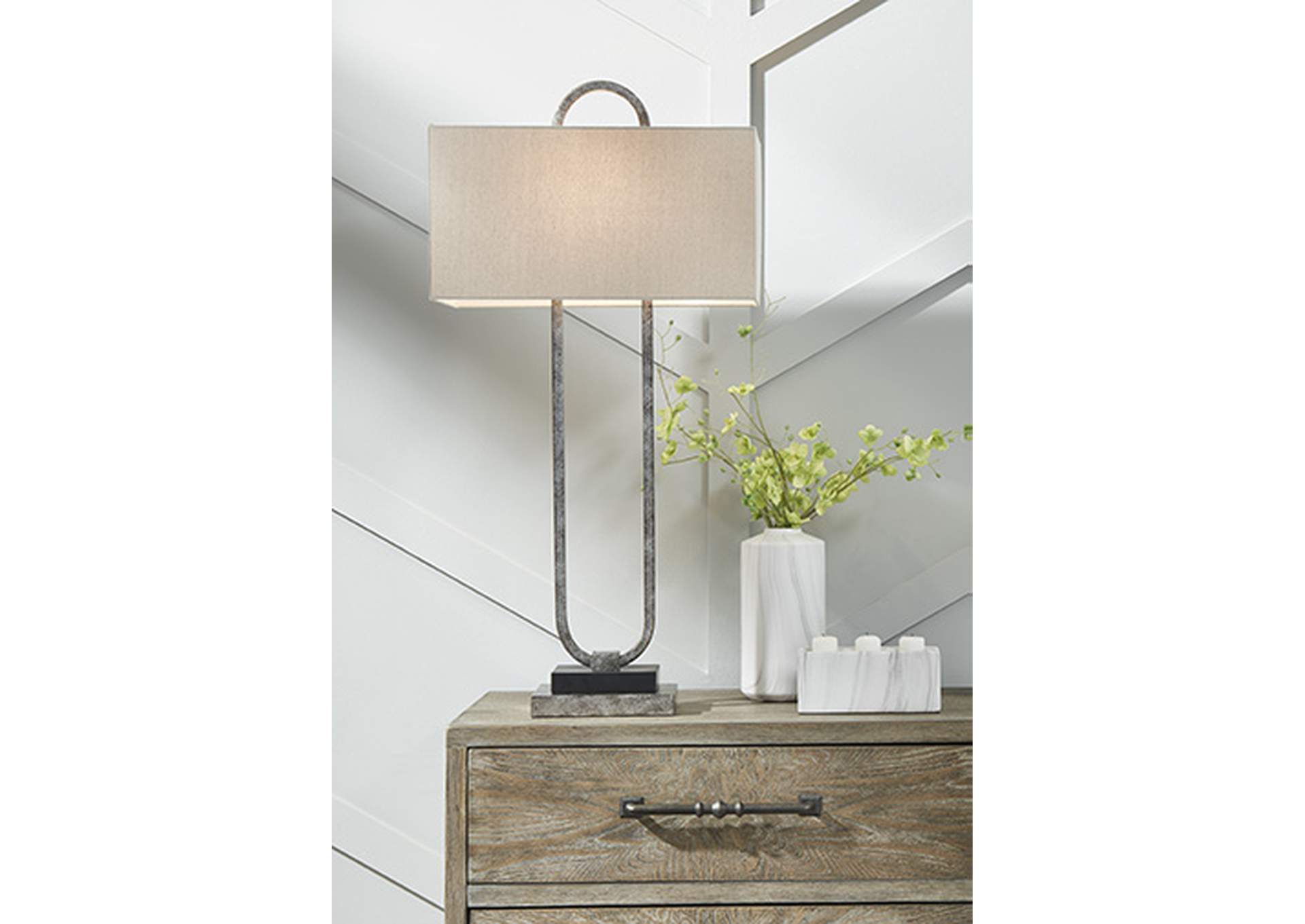 Bennish Table Lamp,Signature Design By Ashley