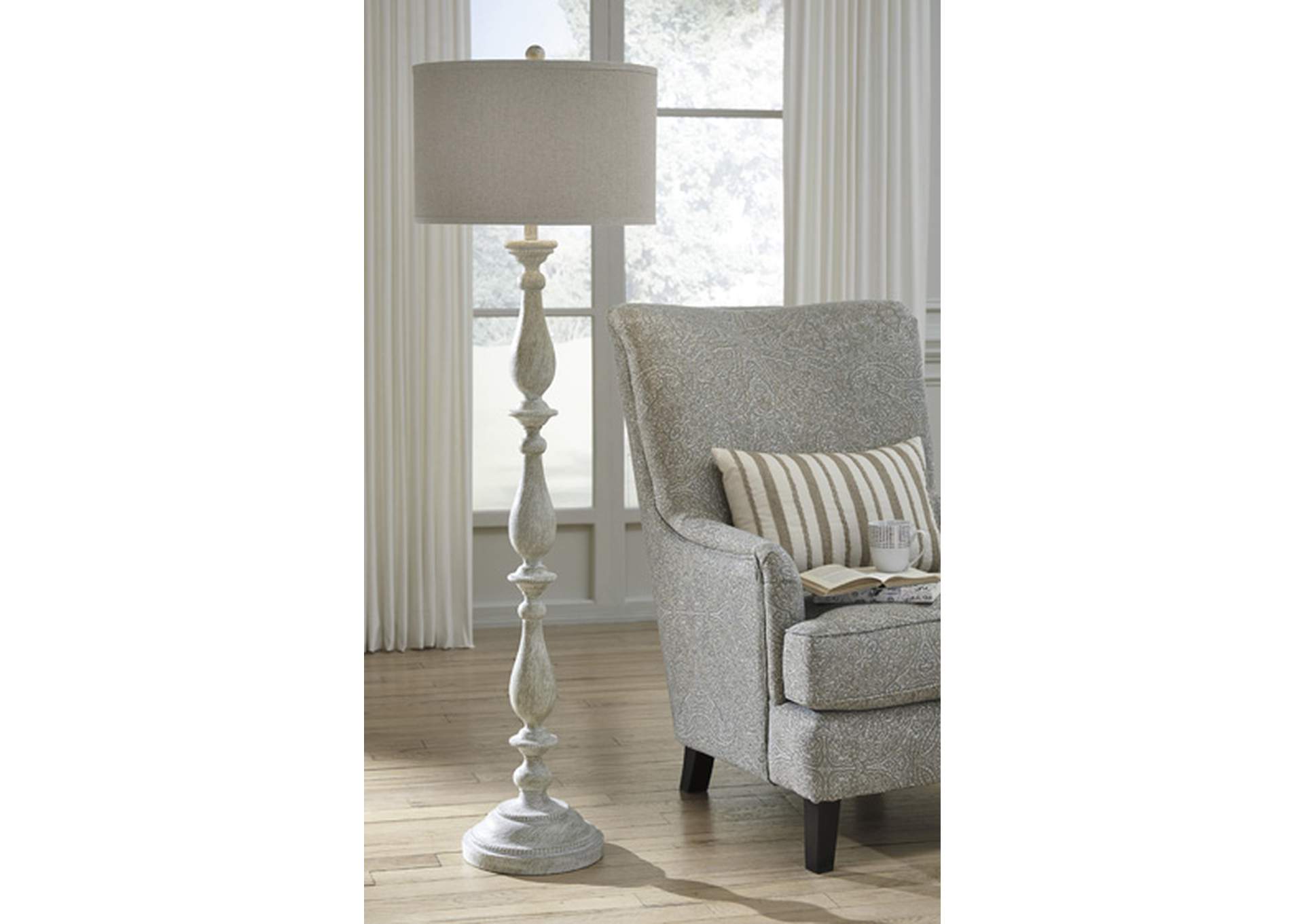 Bernadate Floor Lamp,Signature Design By Ashley
