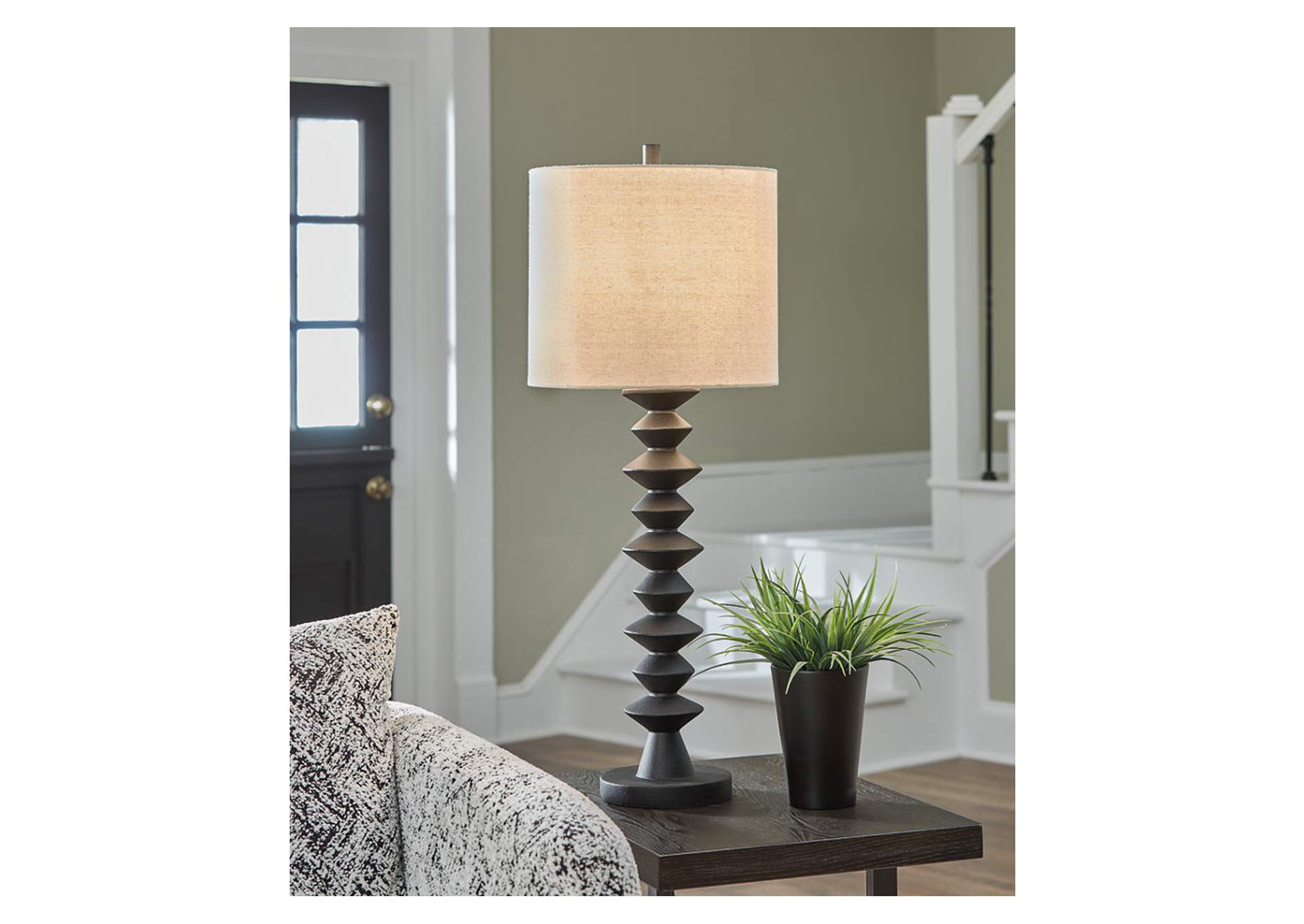 Luanndon Buffet Lamp,Signature Design By Ashley