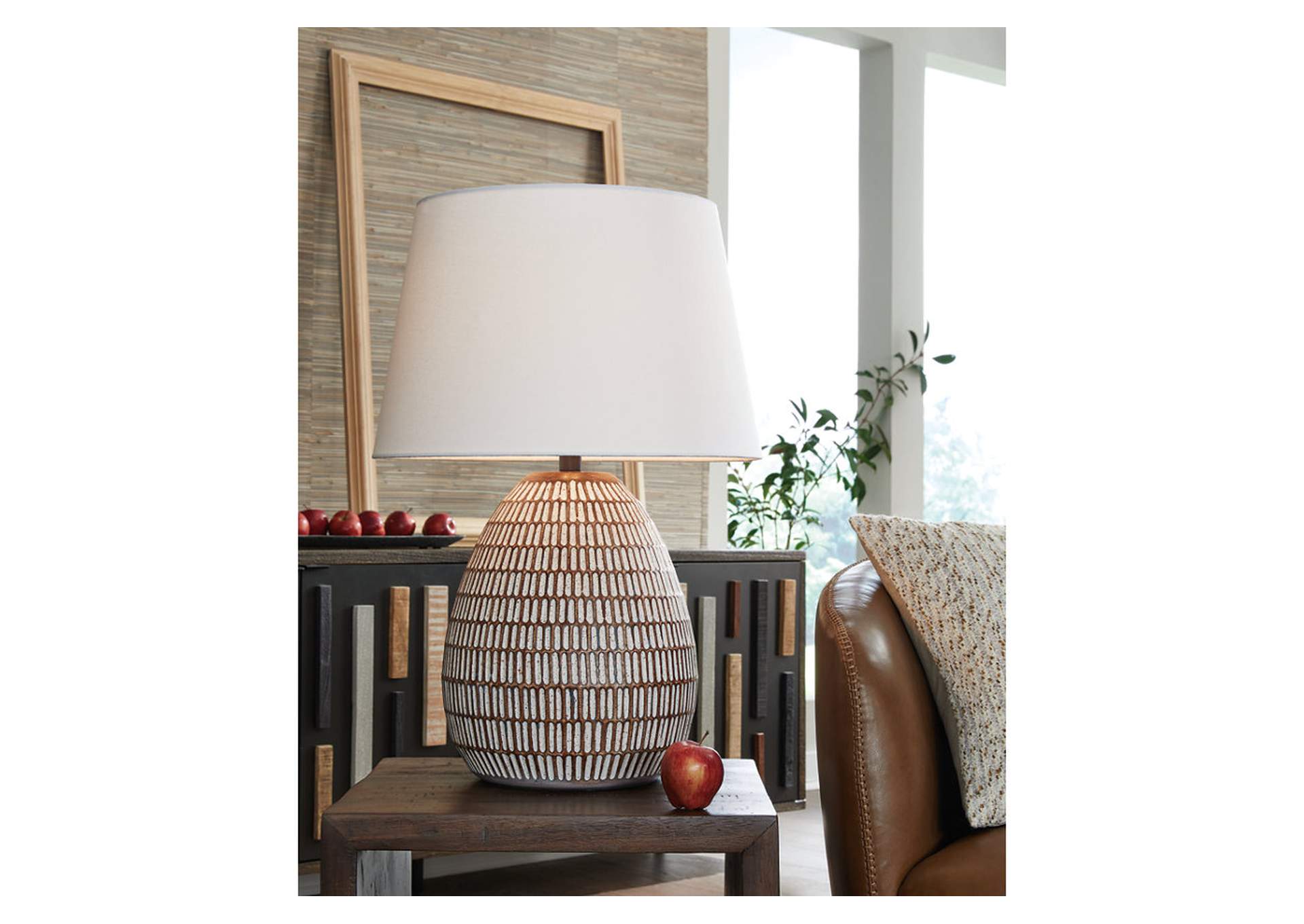 Darrich Table Lamp,Signature Design By Ashley