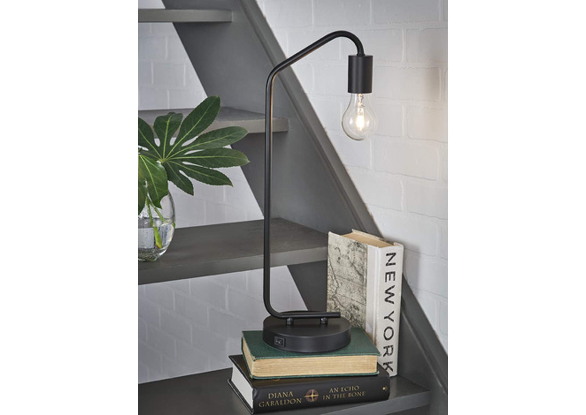 Covybend Desk Lamp,Signature Design By Ashley