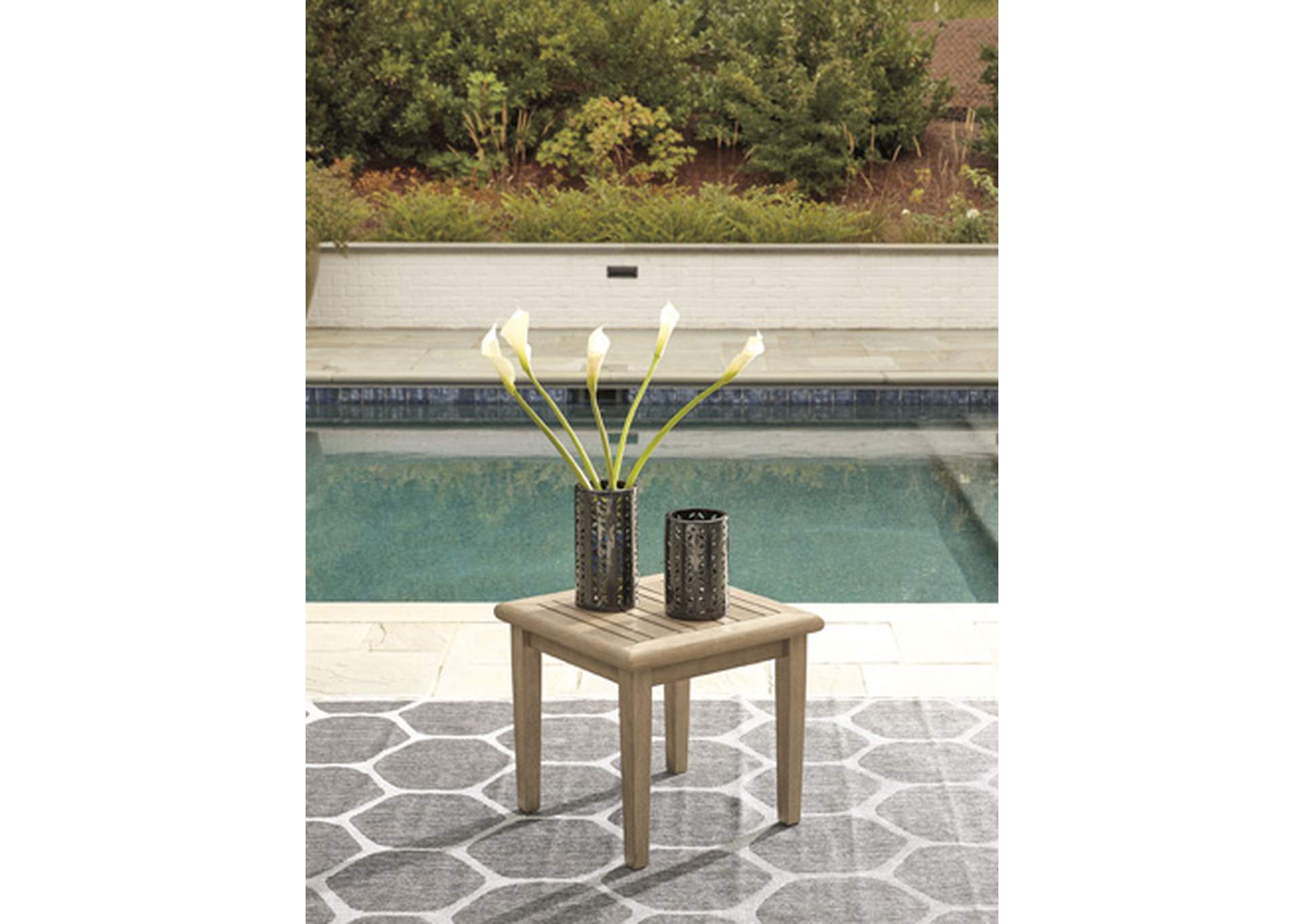 Gerianne End Table,Outdoor By Ashley