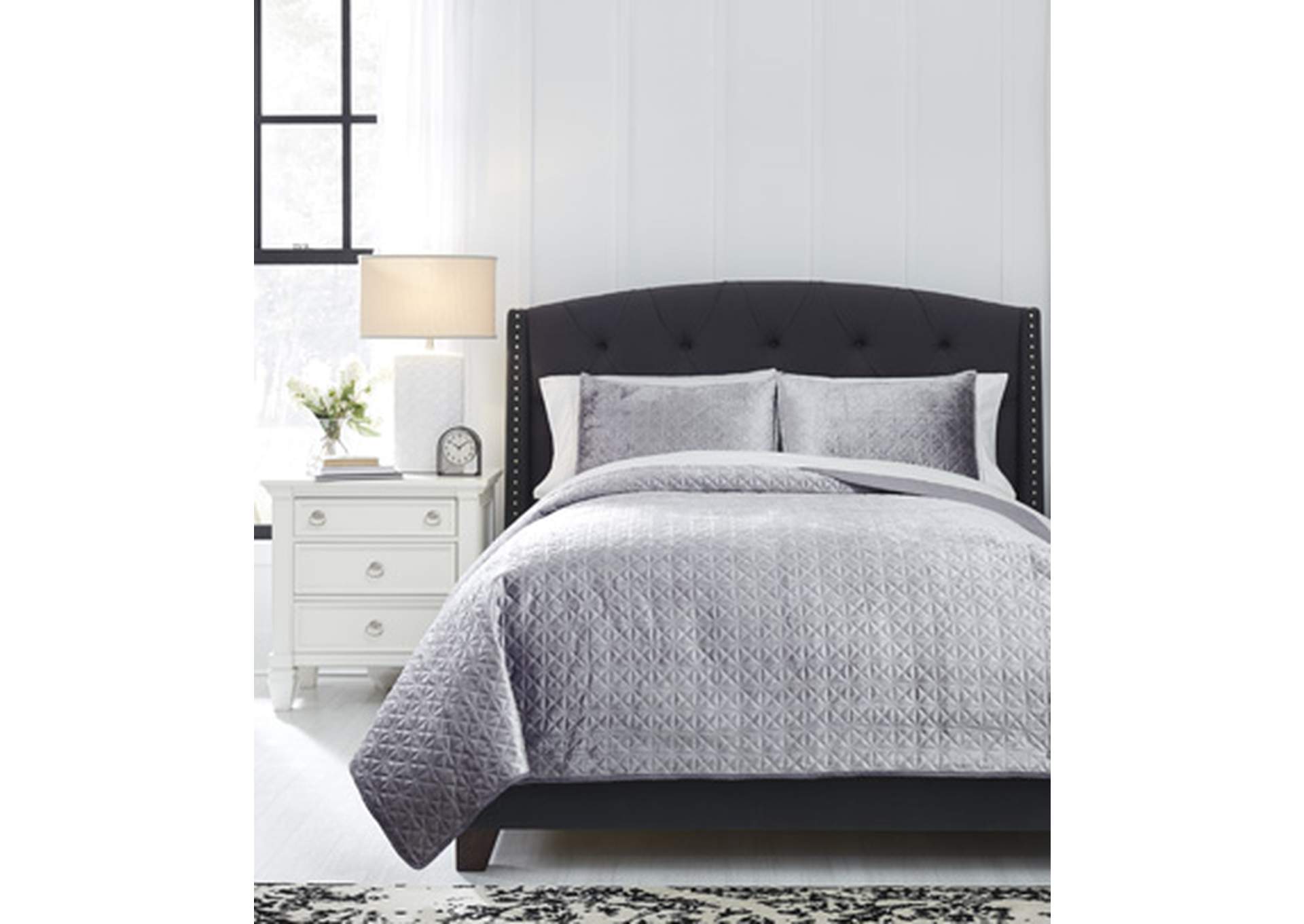 Maryam 3-Piece Queen Coverlet Set,Signature Design By Ashley