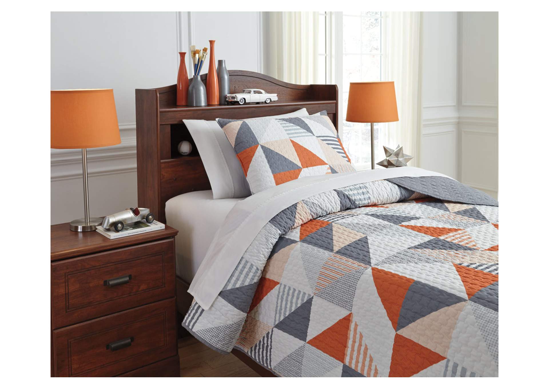Layne 2-Piece Twin Coverlet Set,Signature Design By Ashley
