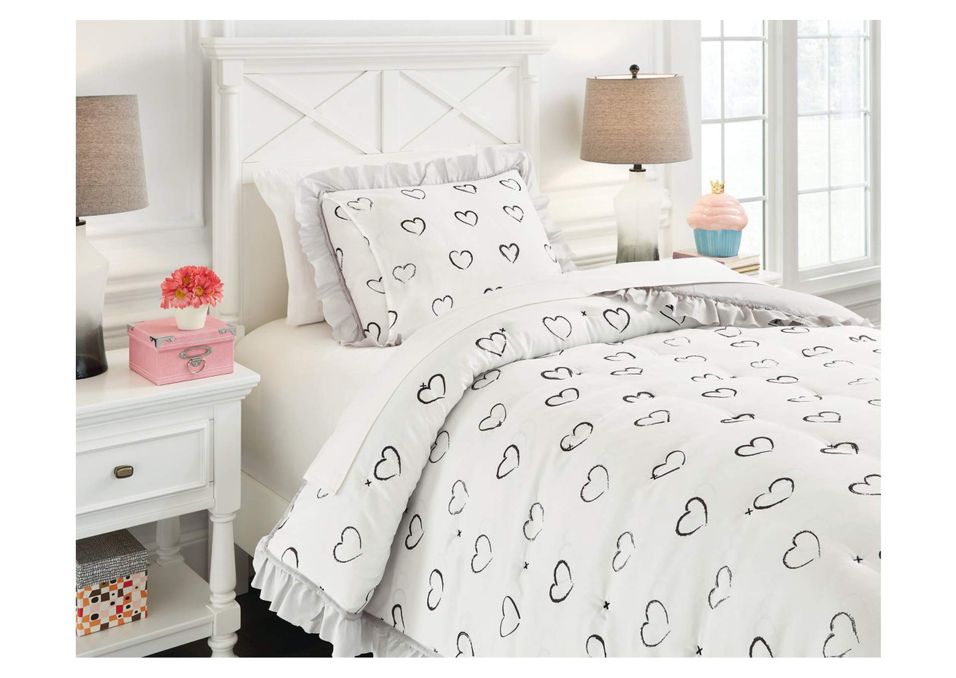 Hartlen Twin Comforter Set,Signature Design By Ashley