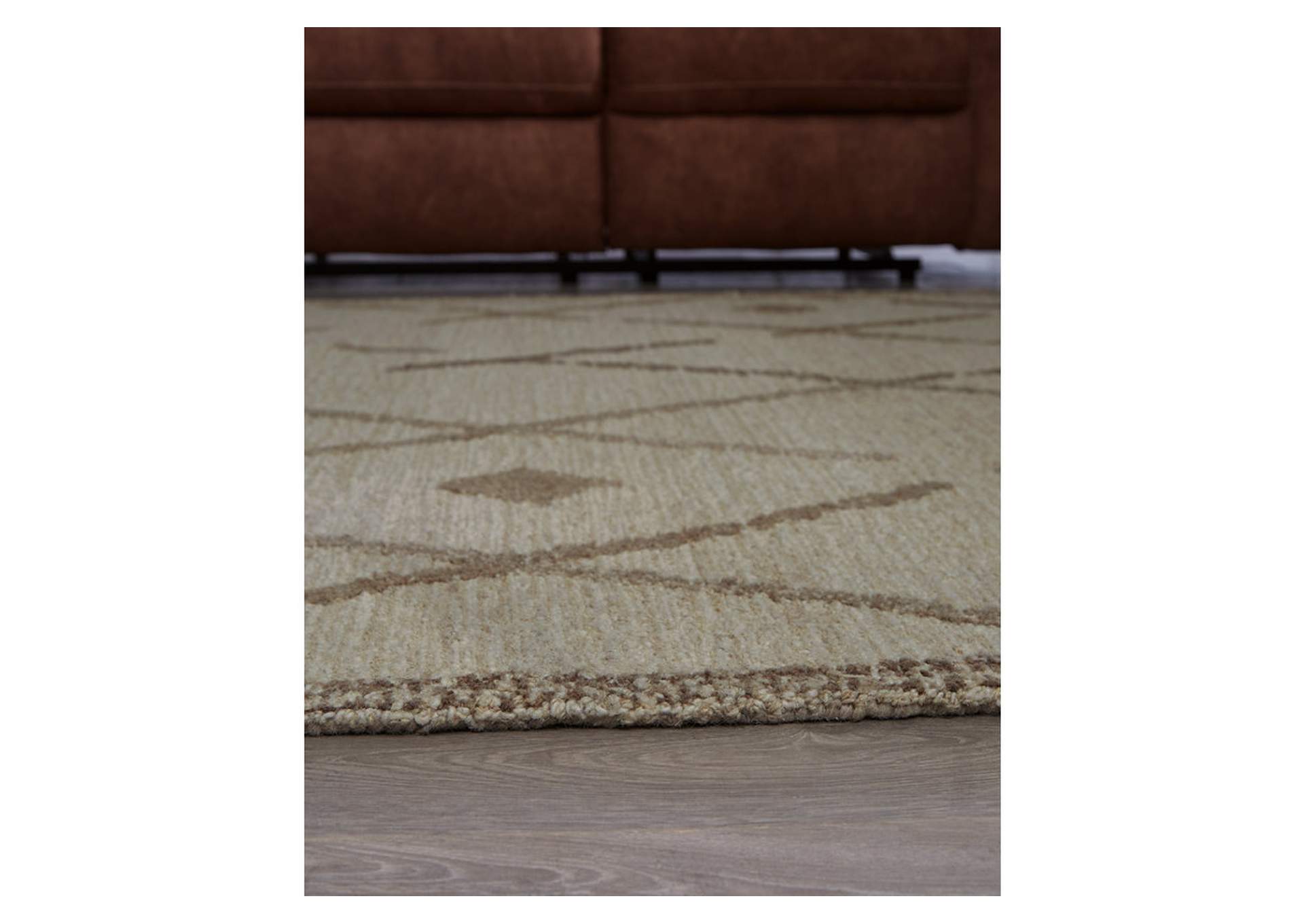 Guyford 8' x 10' Rug,Signature Design By Ashley