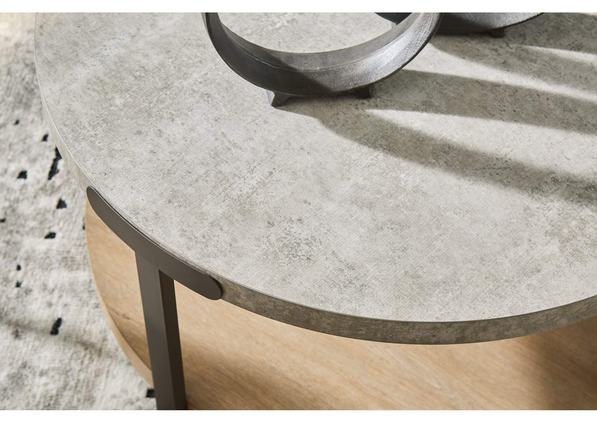 Darthurst Table (Set of 3),Signature Design By Ashley