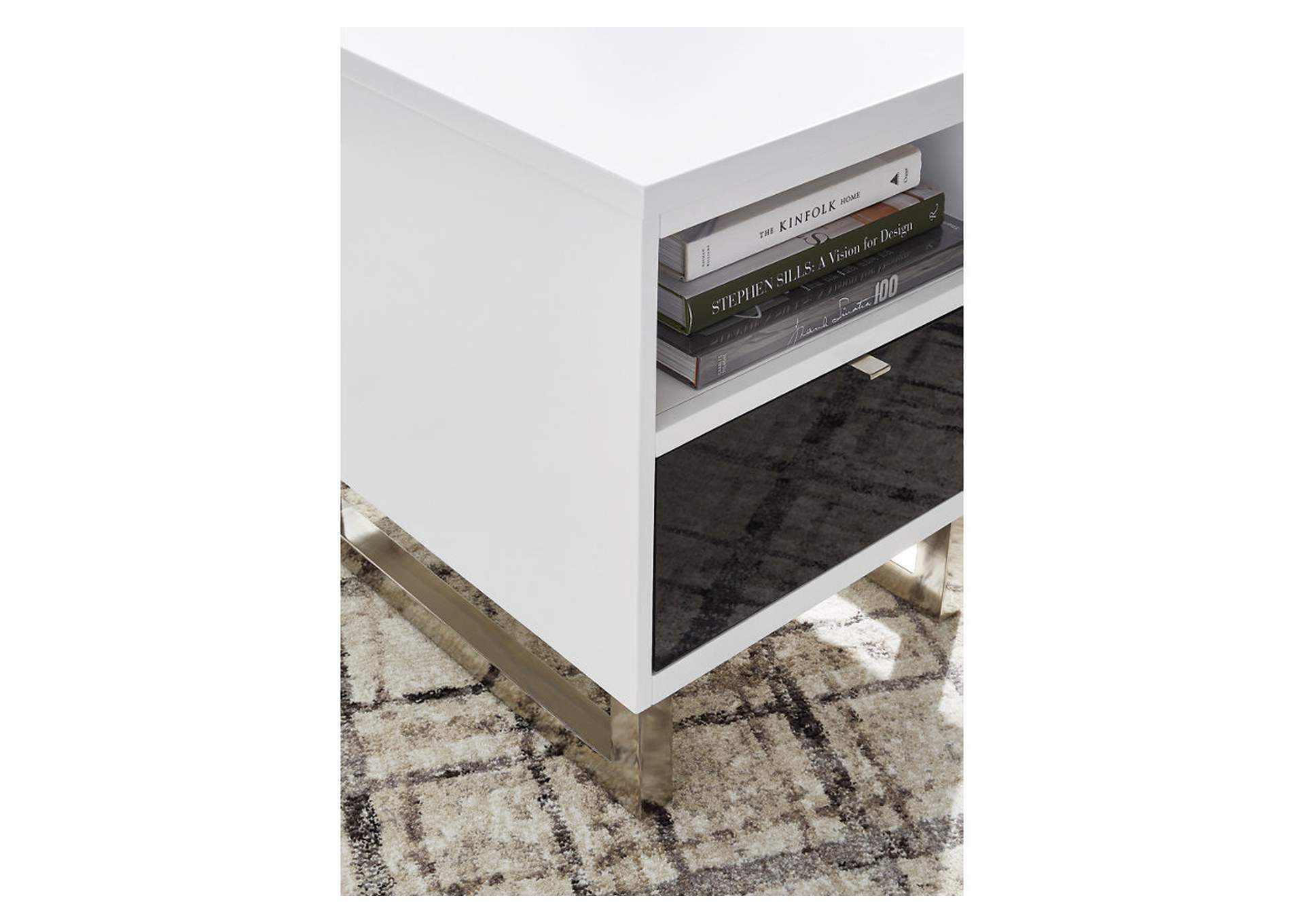Gardoni Chairside End Table,Signature Design By Ashley