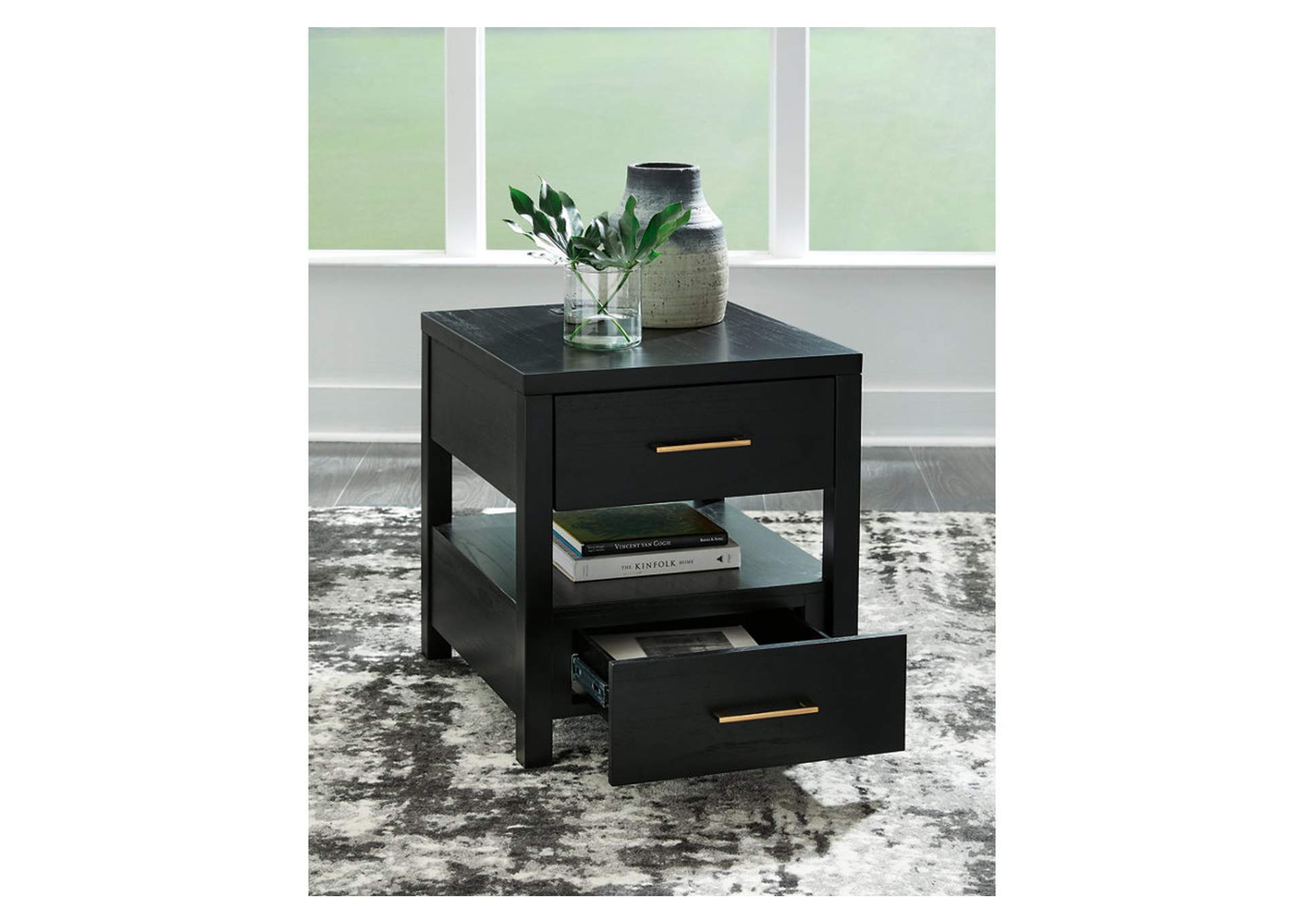 Winbardi End Table,Signature Design By Ashley