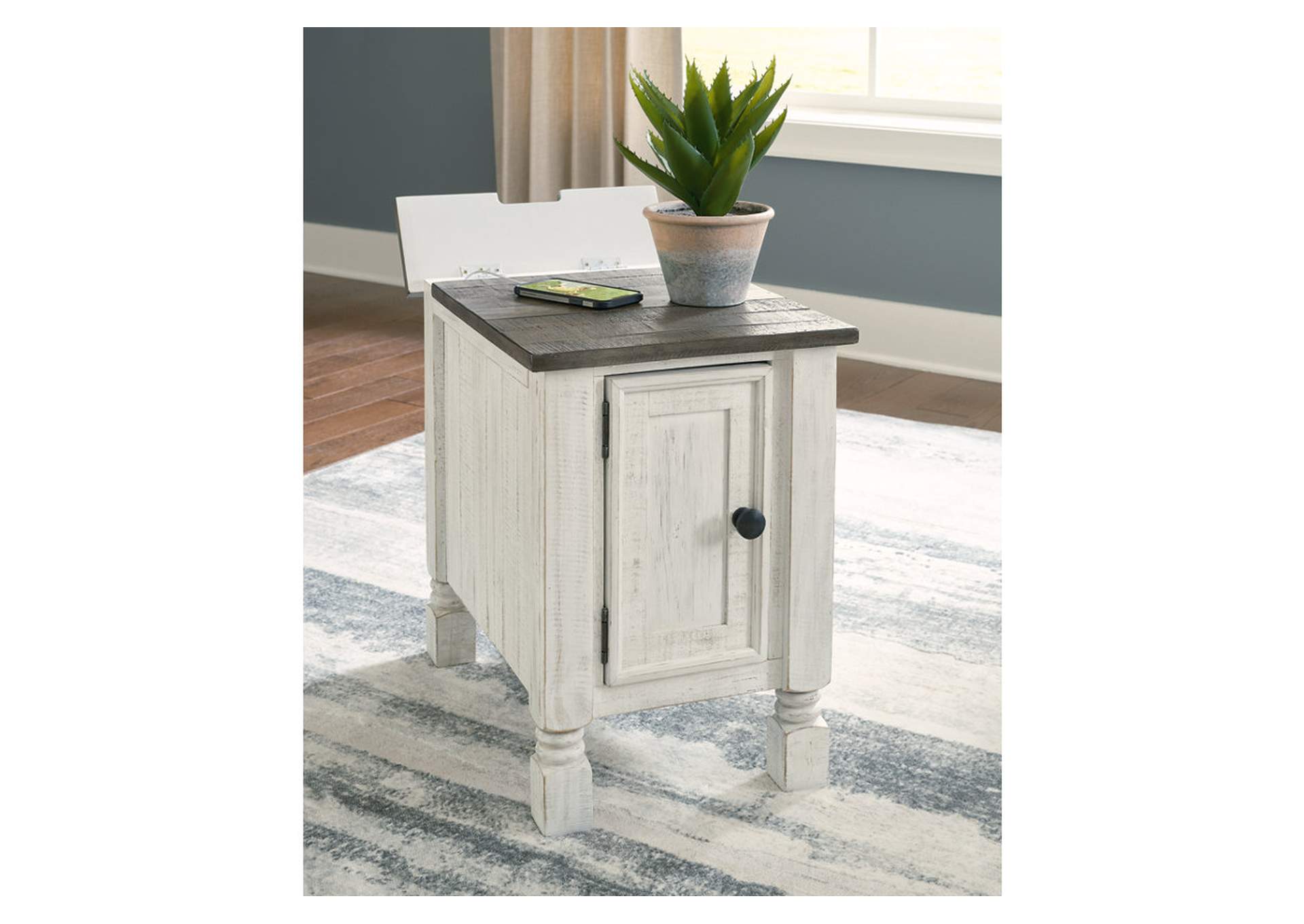 Havalance Chairside End Table,Signature Design By Ashley