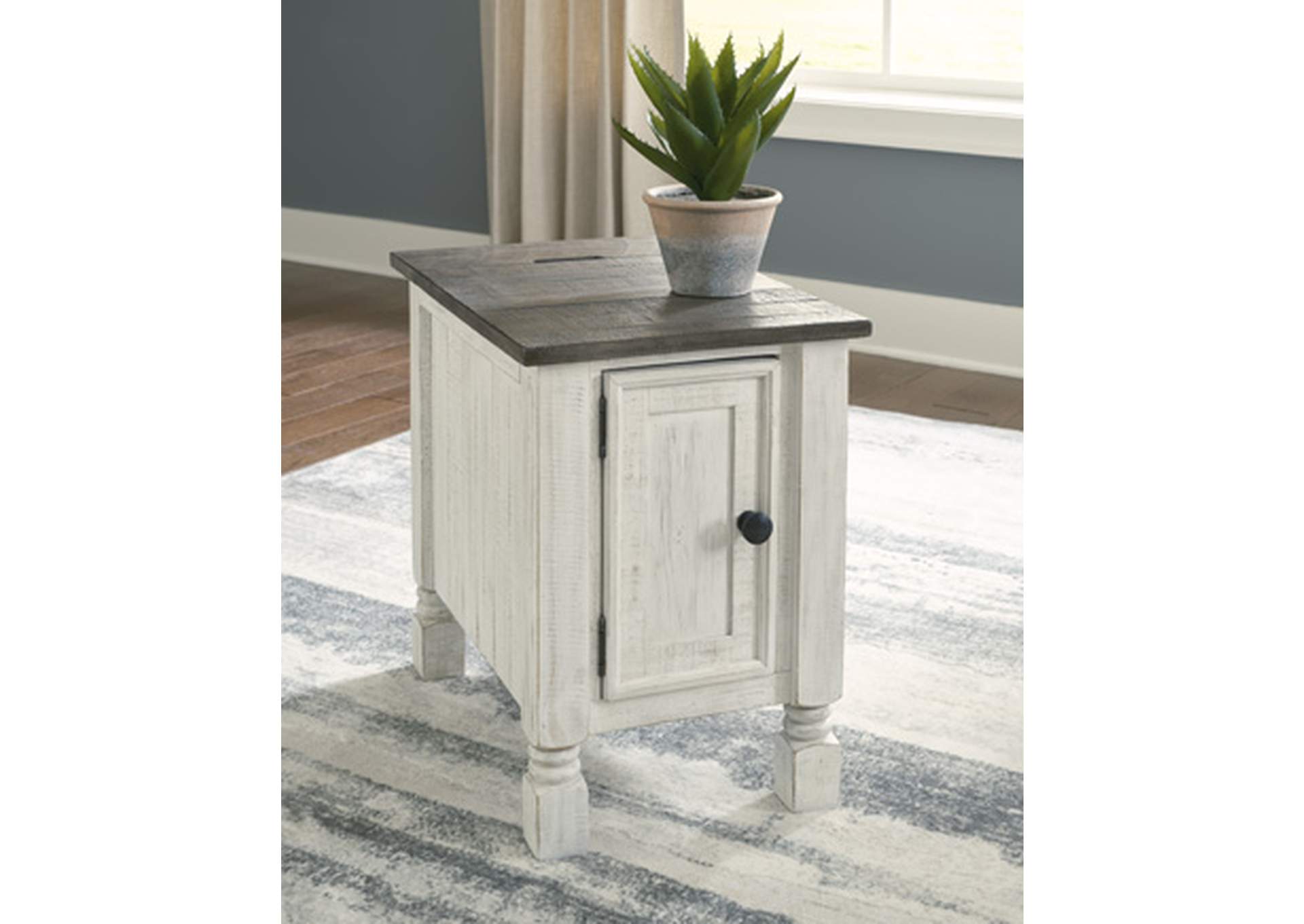 Havalance Chairside End Table,Signature Design By Ashley