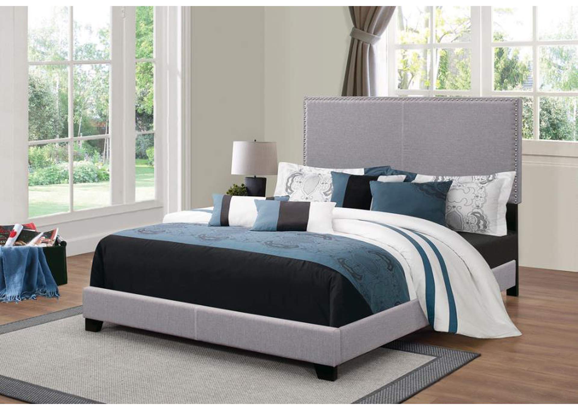 Boyd Queen Upholstered Bed with Nailhead Trim Grey,Coaster Furniture