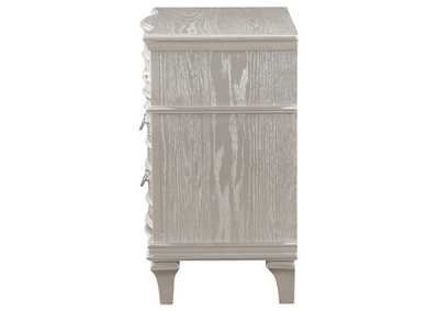 Evangeline 3-Drawer Nightstand Silver Oak,Coaster Furniture