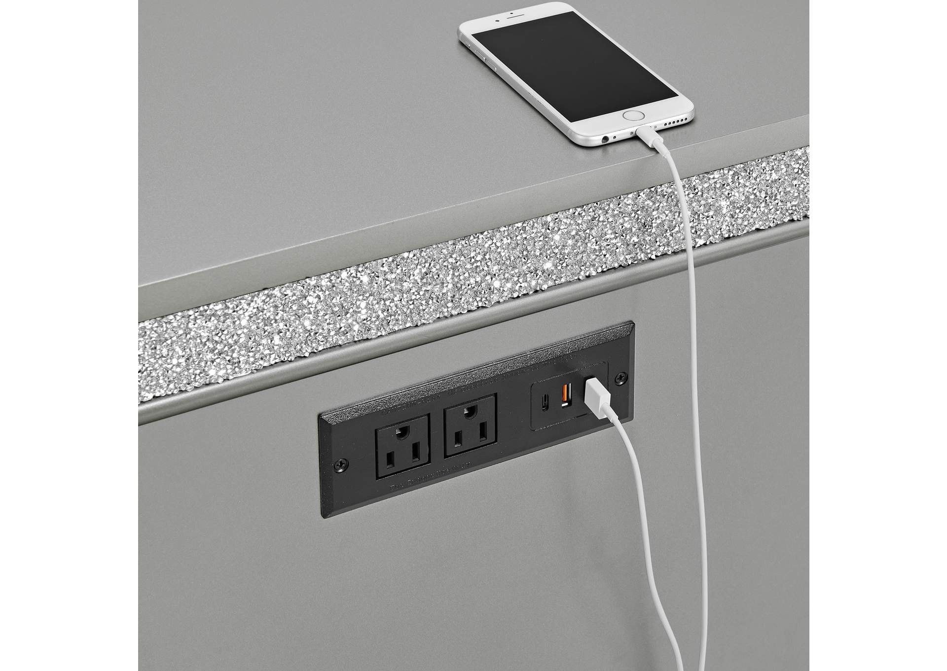 Avril Chairside Table With Power - USB In Silver,Elements