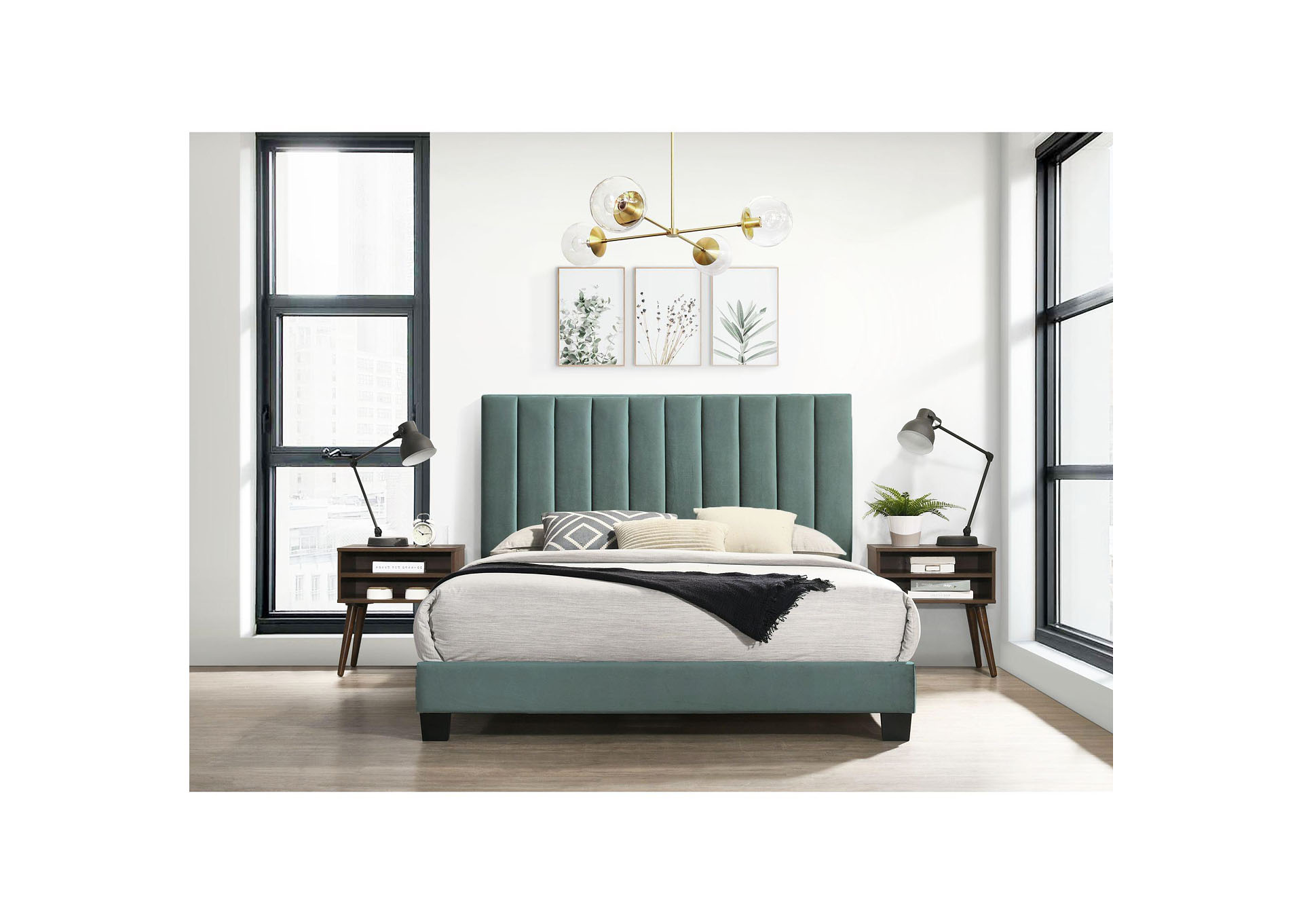 Coyote Queen Bed With Carroll Green And Two End Table,Elements