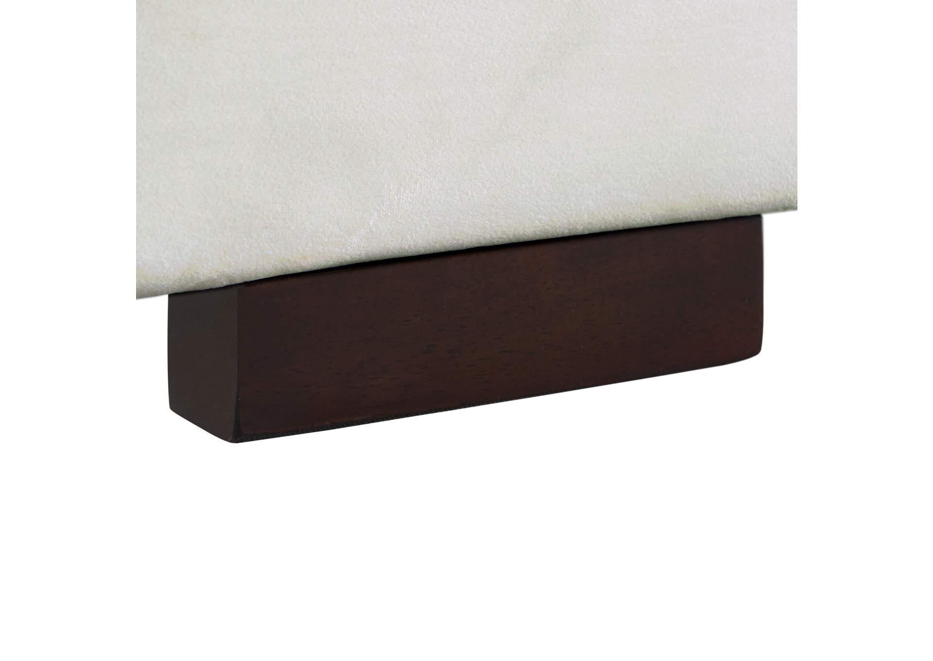 Joliet Queen Bed Broadway Cream,Elements