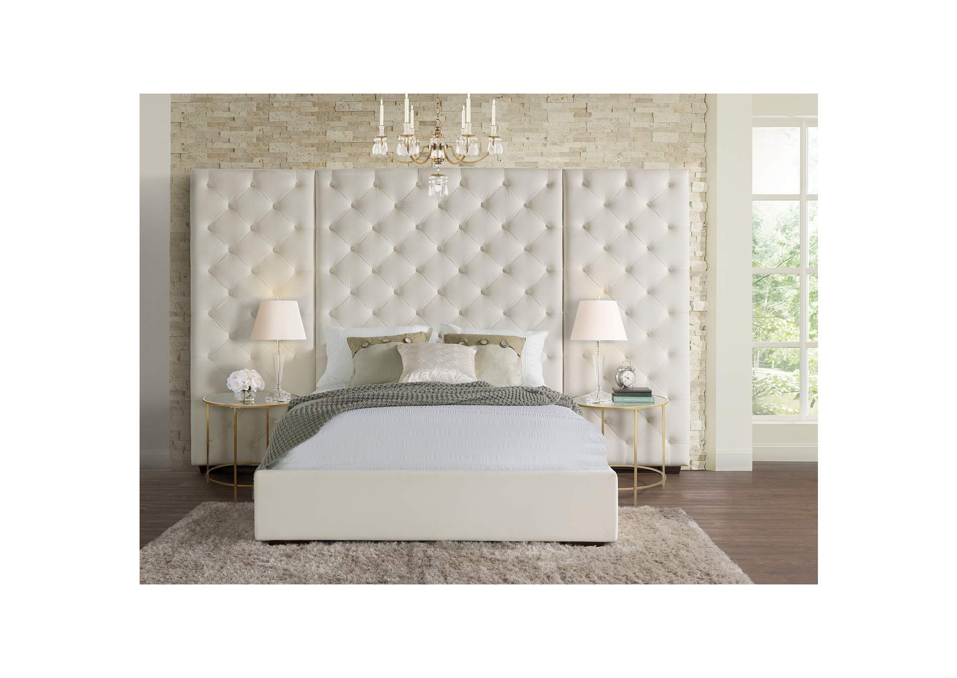 Joliet Queen Bed Broadway Cream,Elements