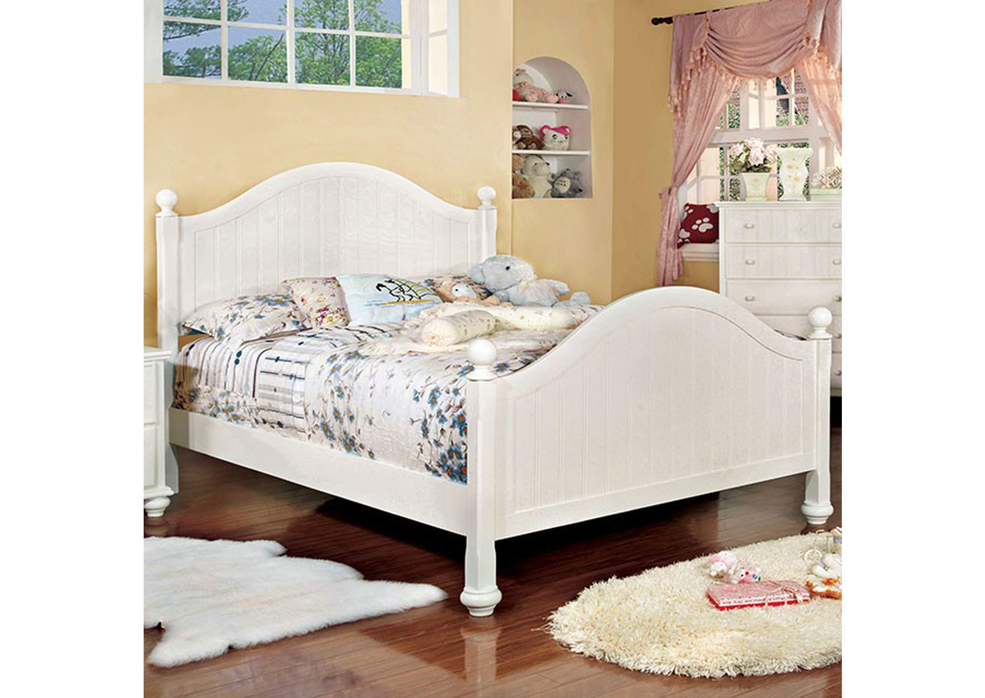 Cape Cod Queen Bed,Furniture of America