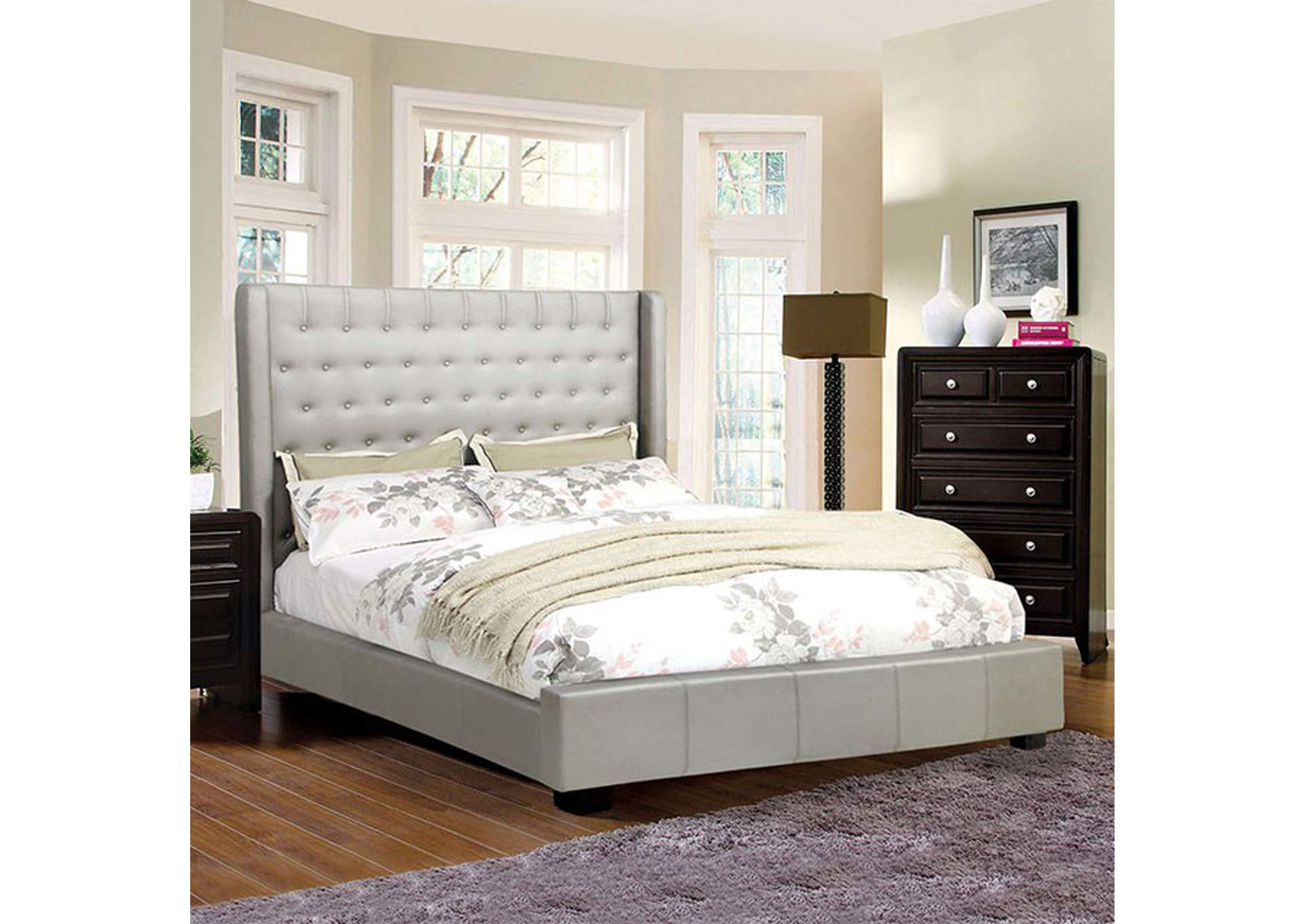 Mira II Silver Queen Platform Bed,Furniture of America