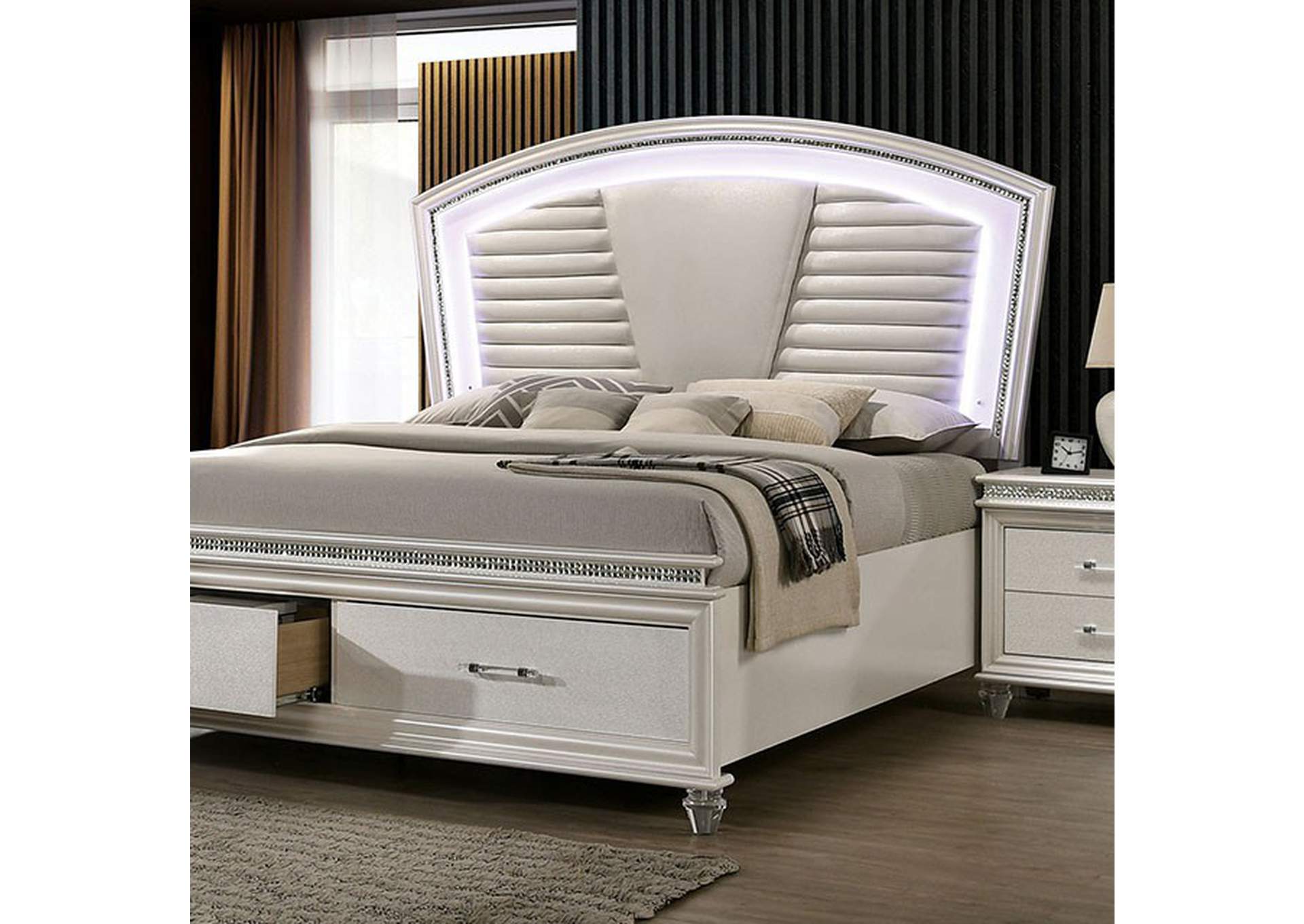 Maddie Cal.King Bed,Furniture of America