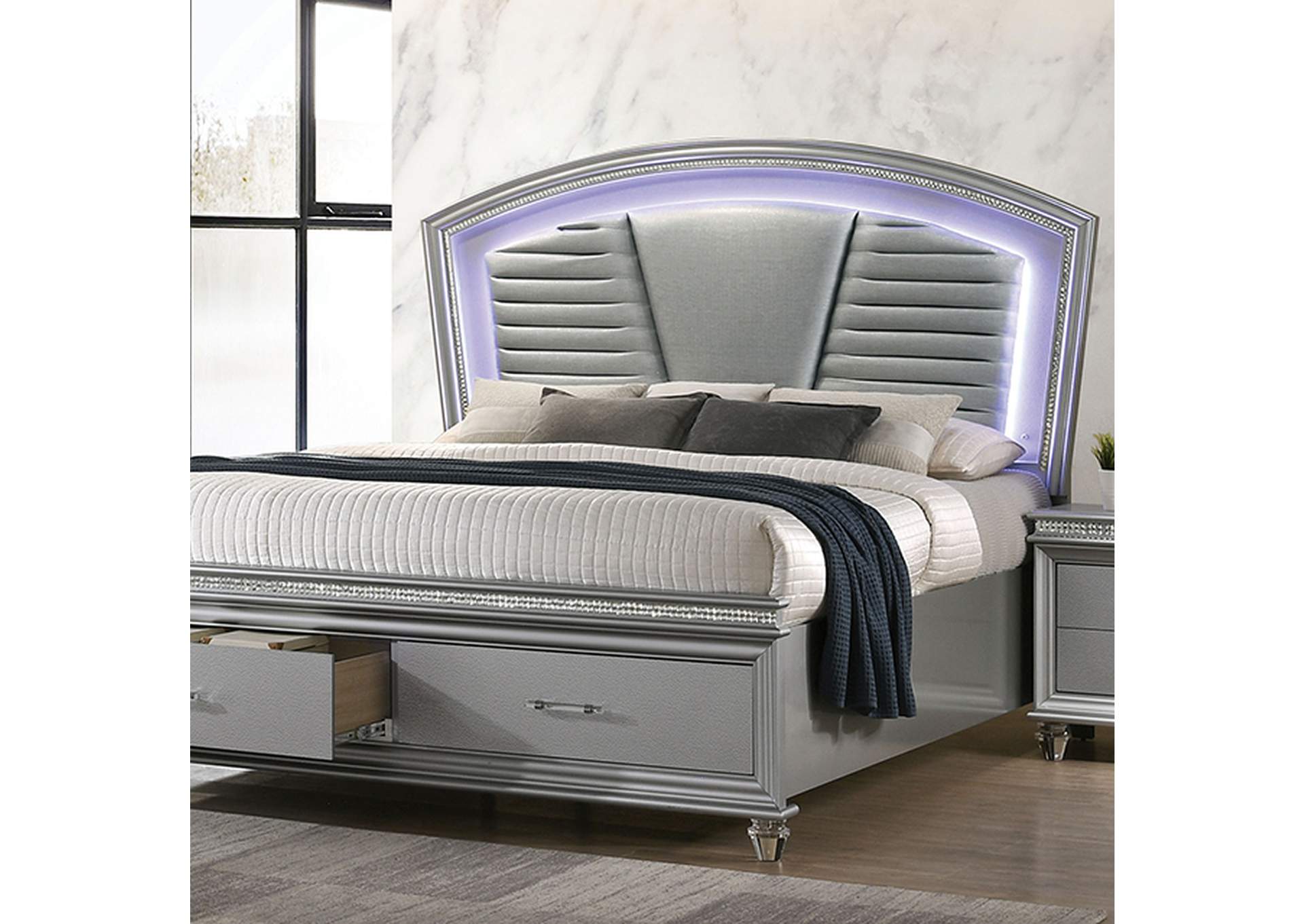Maddie Queen Bed,Furniture of America