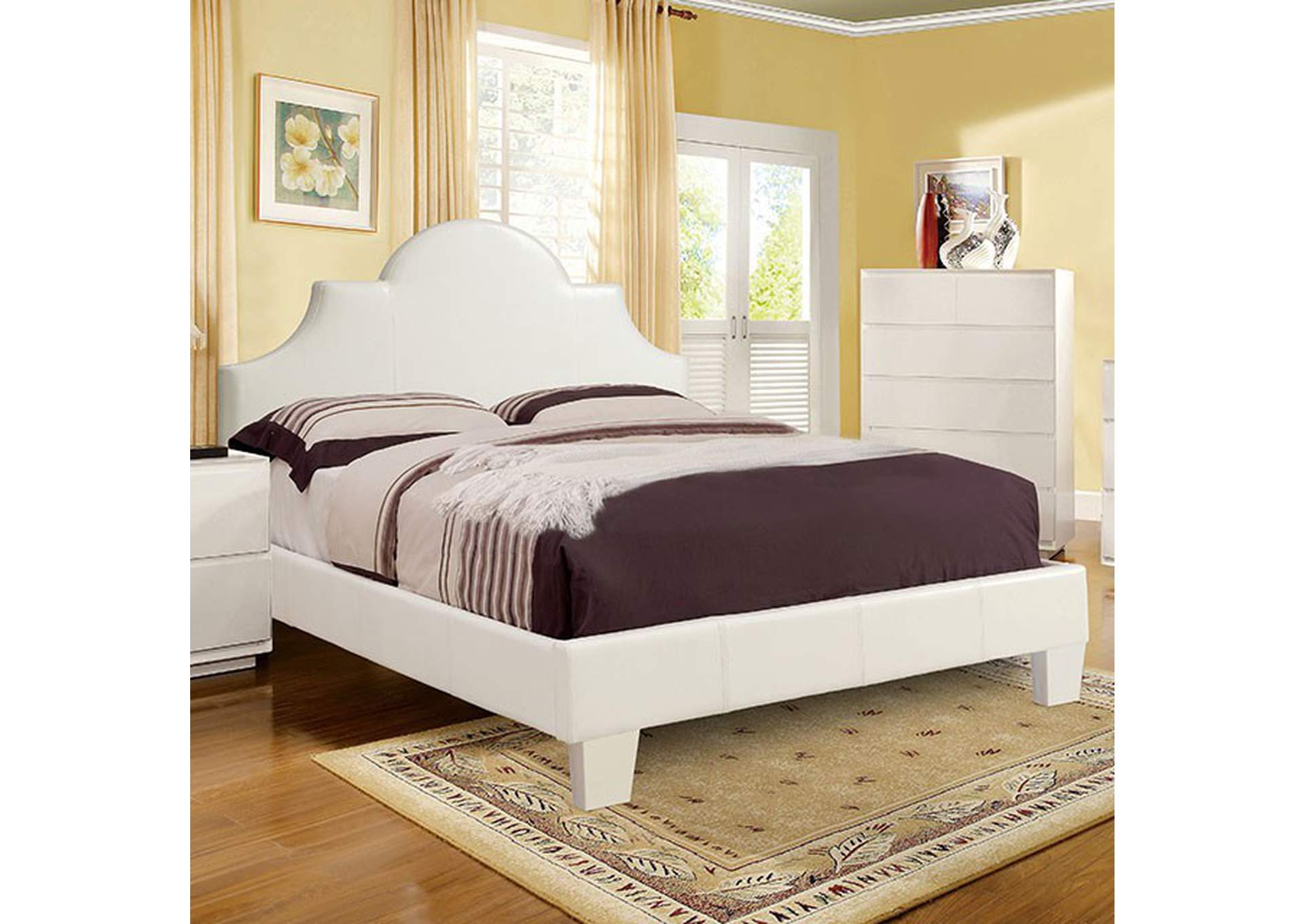 Aubonne White Queen Platform Bed,Furniture of America