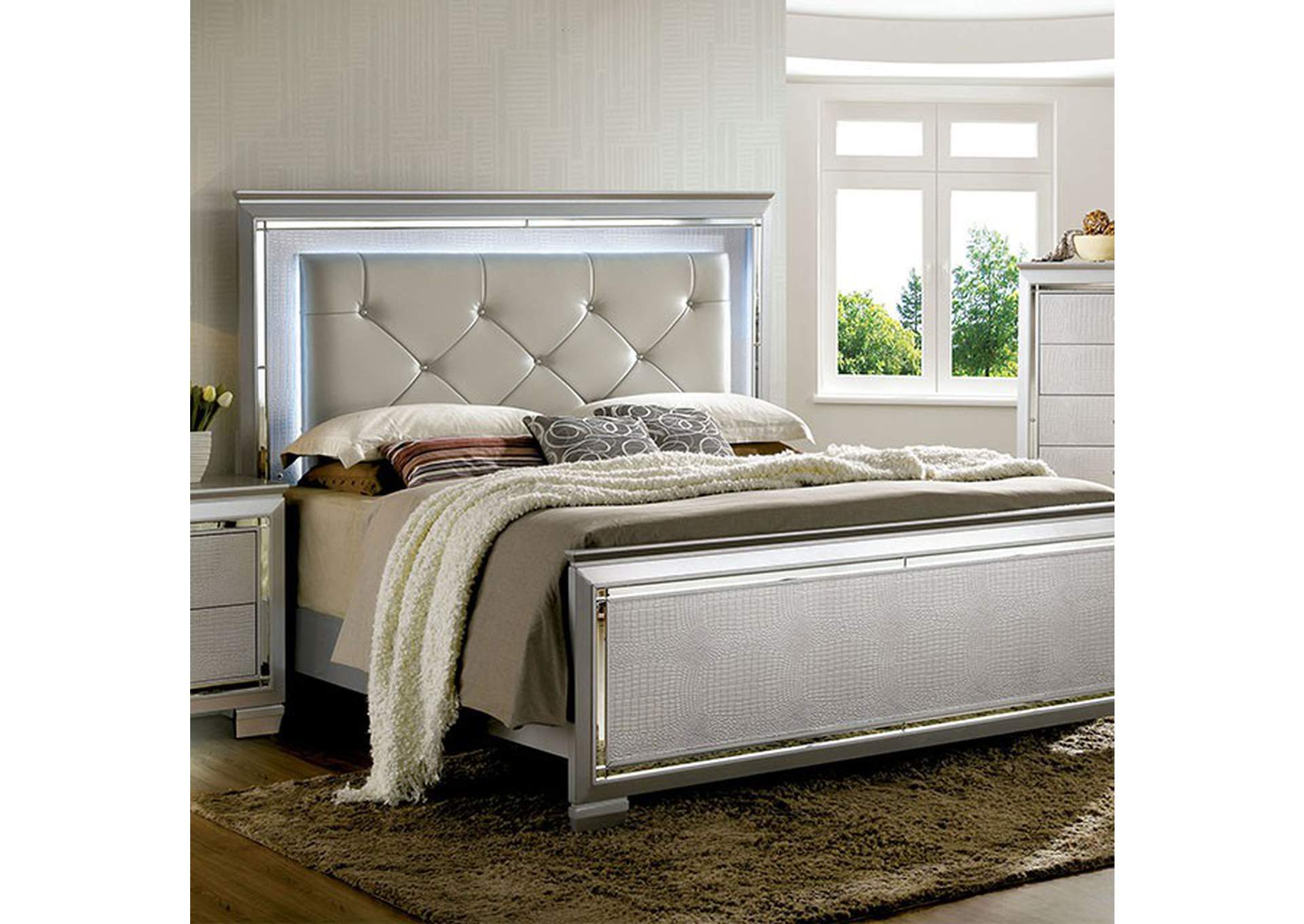 Bellanova Silver Queen Bed,Furniture of America