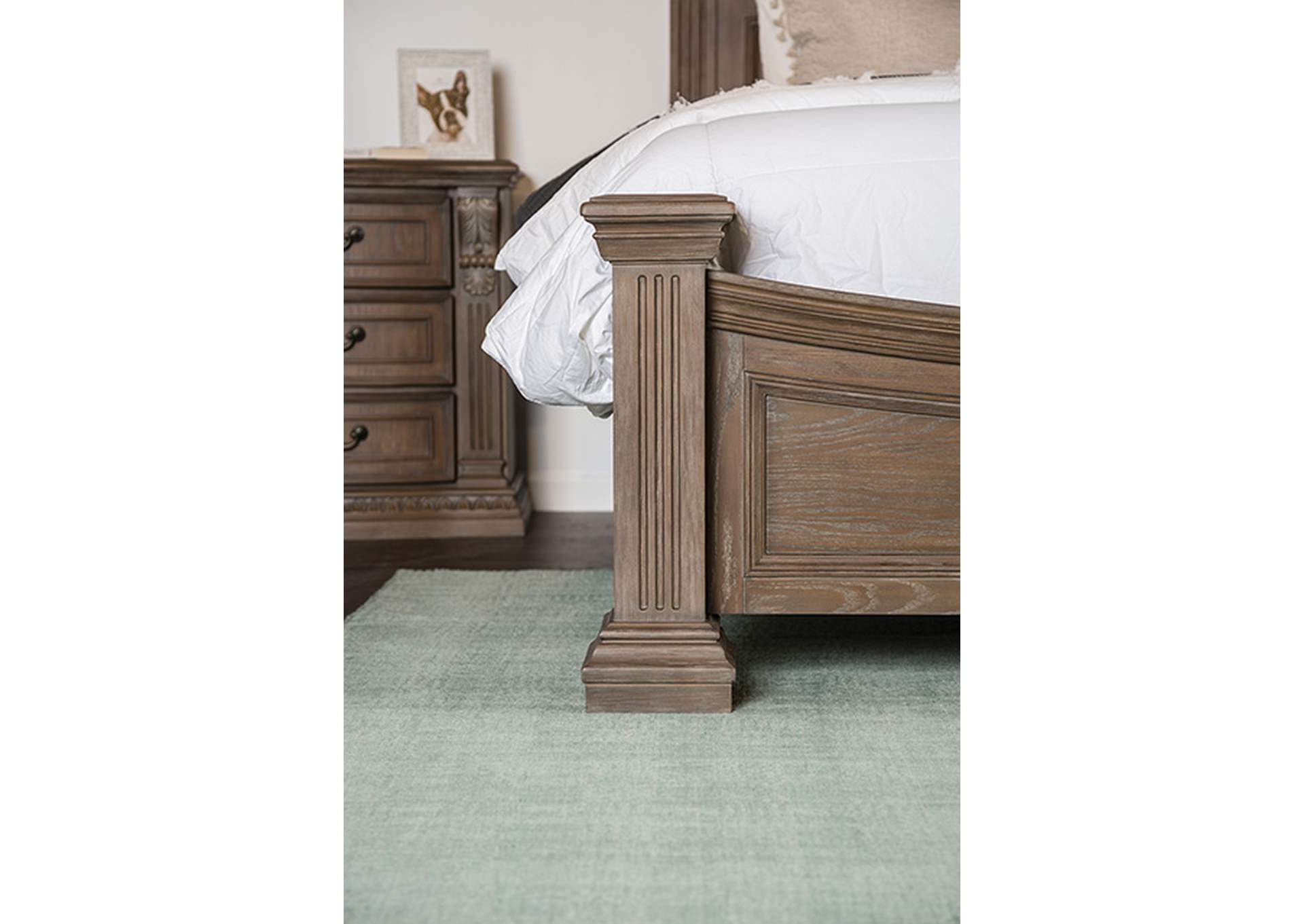 Seven Oaks Queen Bed,Furniture of America