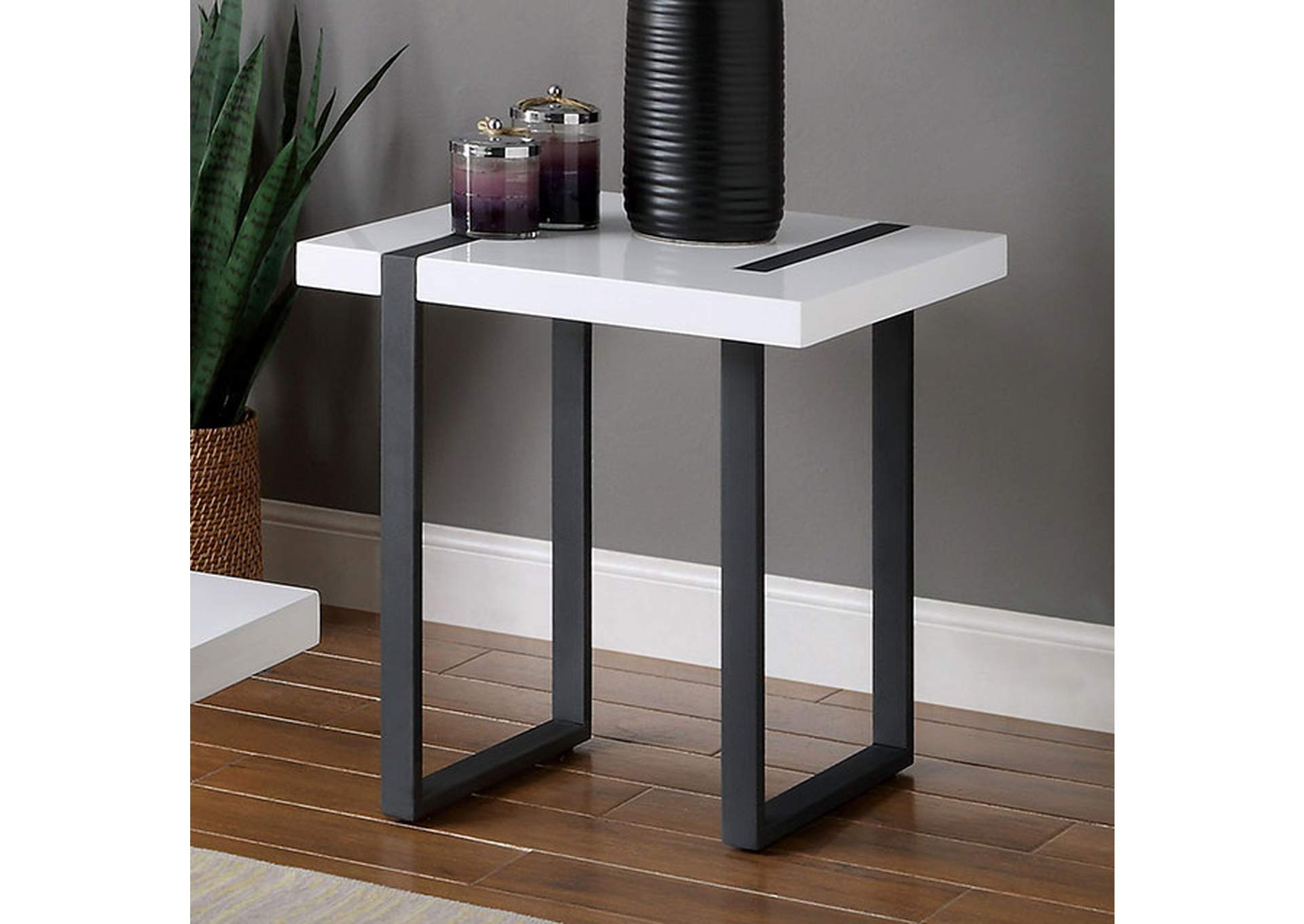 Eimear End Table,Furniture of America