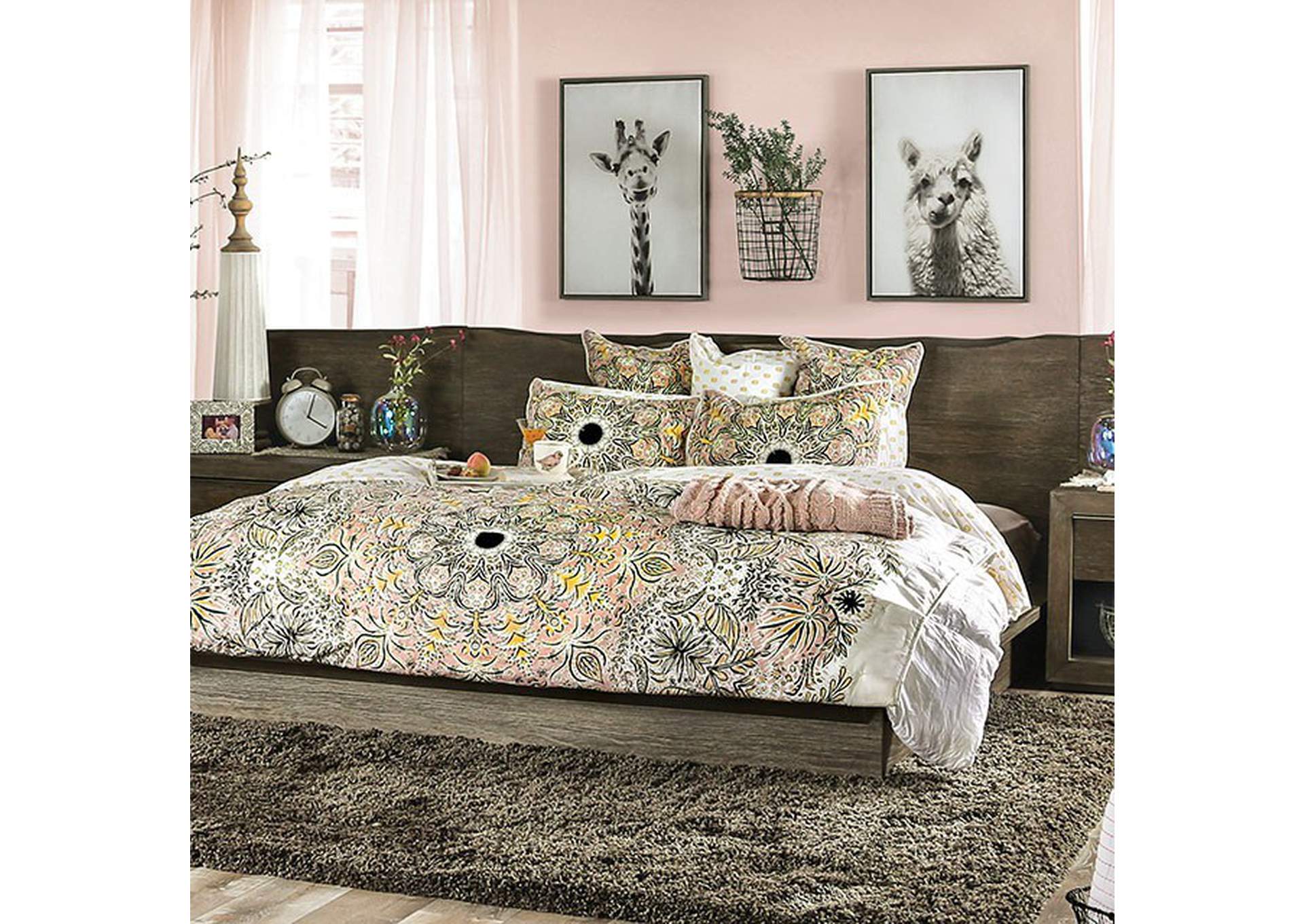 Bridgewater Cal.King Bed w/ Panels,Furniture of America