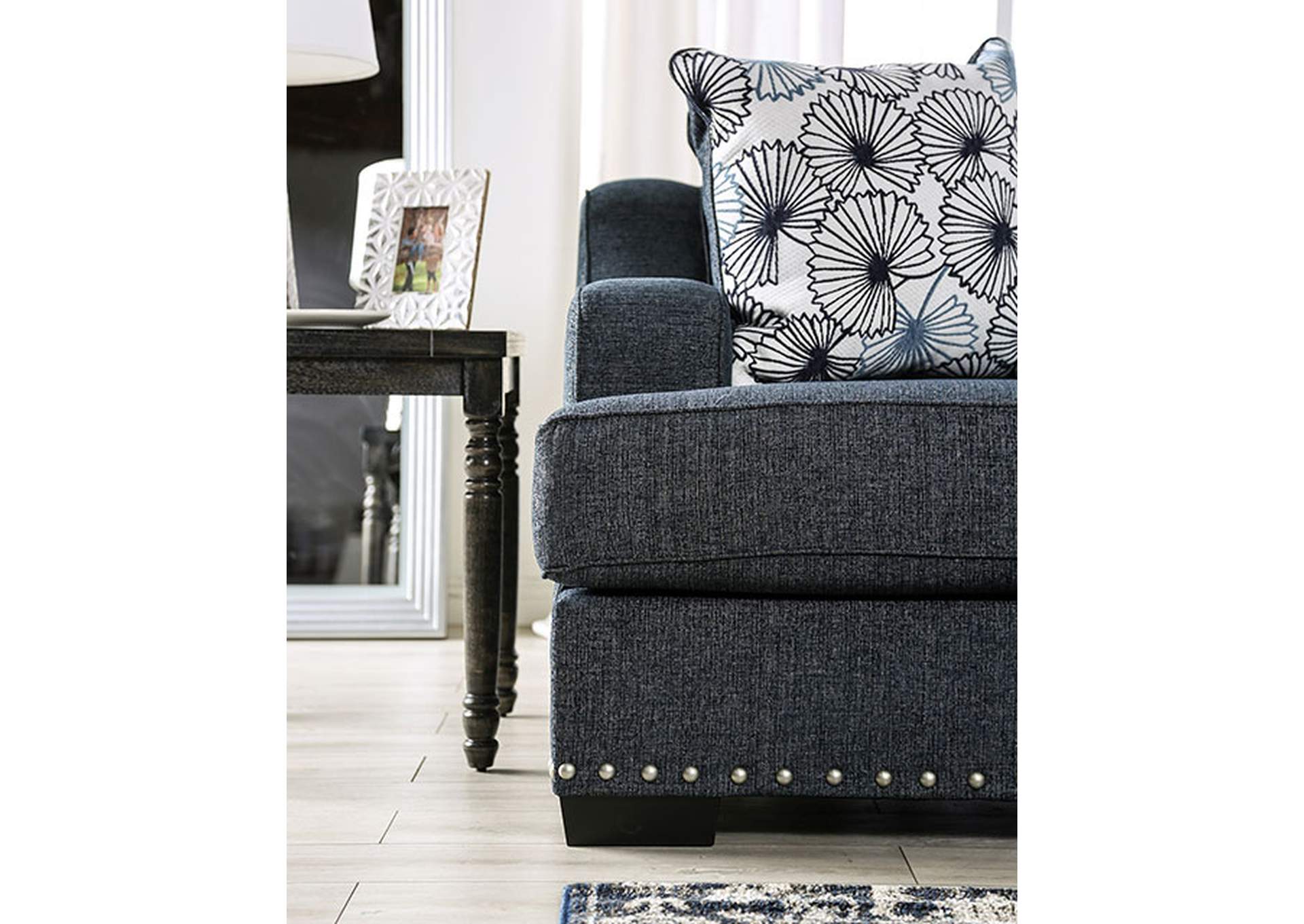 Sonora Loveseat,Furniture of America