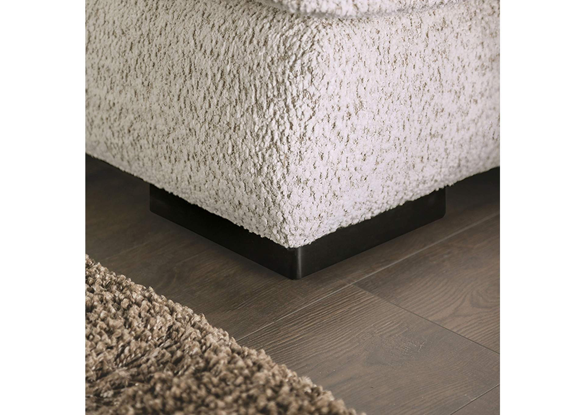 Moorpark Loveseat,Furniture of America