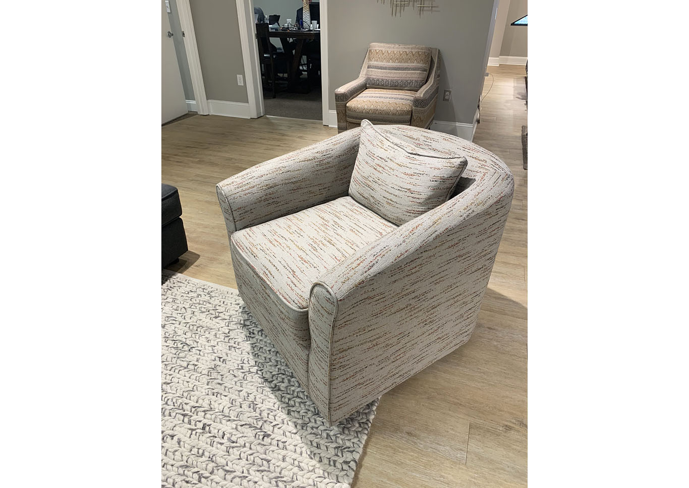 2061RaymourAsh Vista Spice Swivel Chair,Fusion Furniture Inc