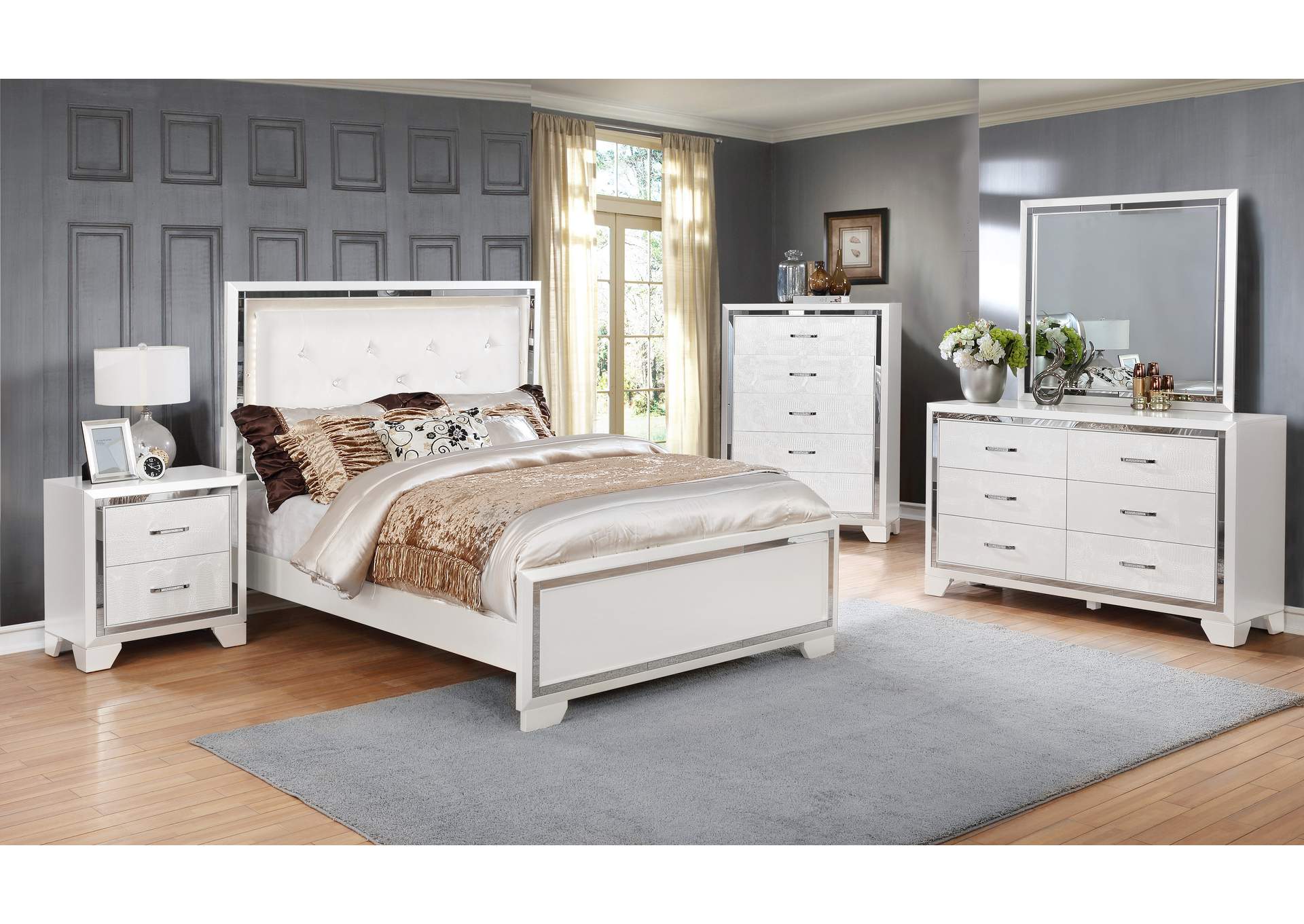 4 Piece Queen Bedroom Set W/ Nightstand, Dresser & Mirror,Global Trading