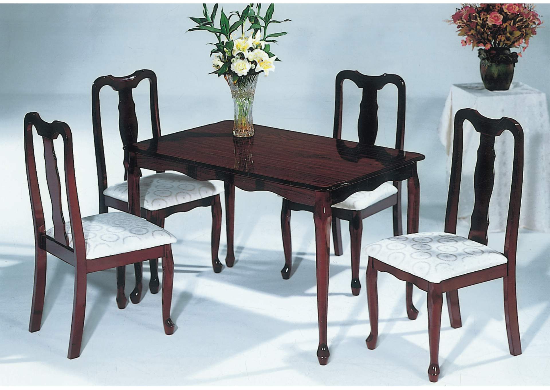 D4336 Cherry Queen Anne Table,Global Trading