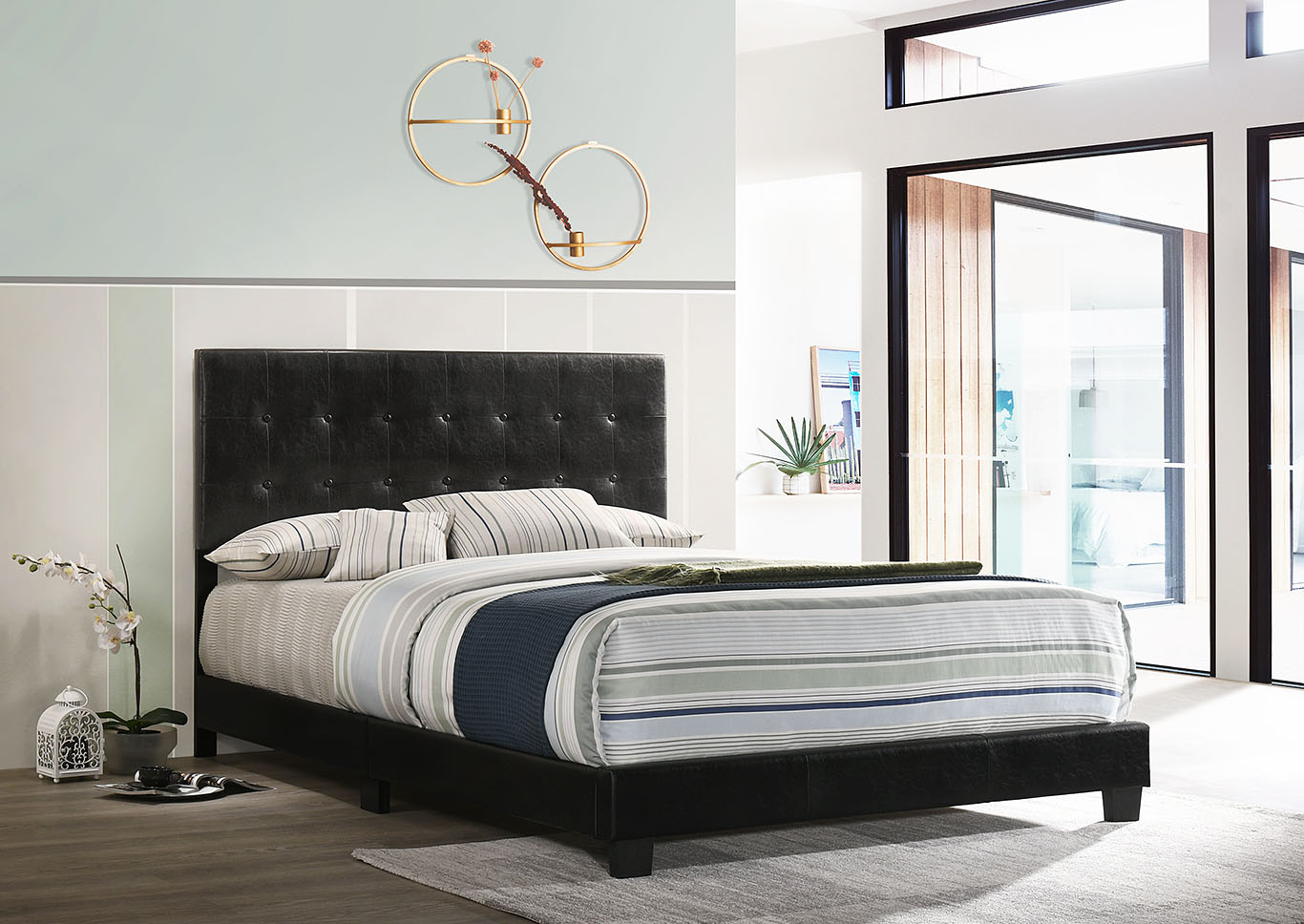 Caldwell Black Queen Bed,Glory Furniture