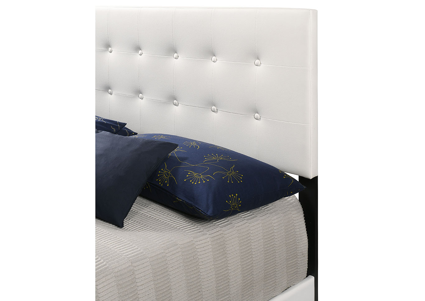 Caldwell White Queen Bed,Glory Furniture