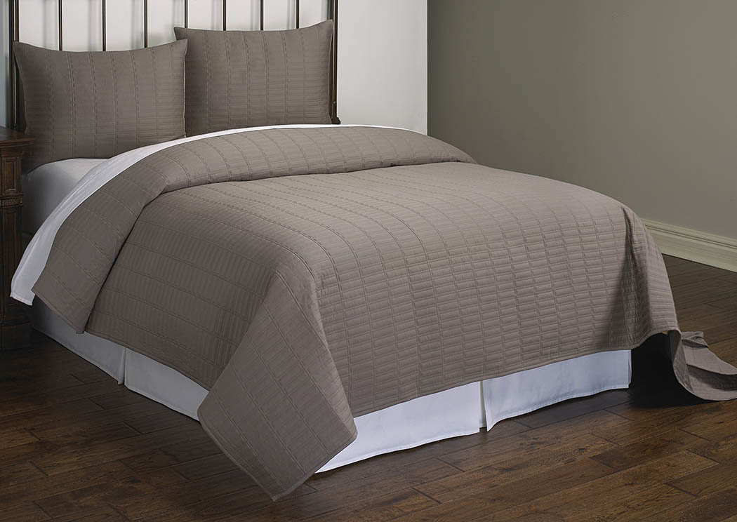Christopher Gray Rectangle-Stitch 3 Piece King Quilt Set,Hallmart