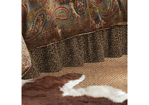 Image for San Angelo Leopard Chenille Queen Bed Skirt