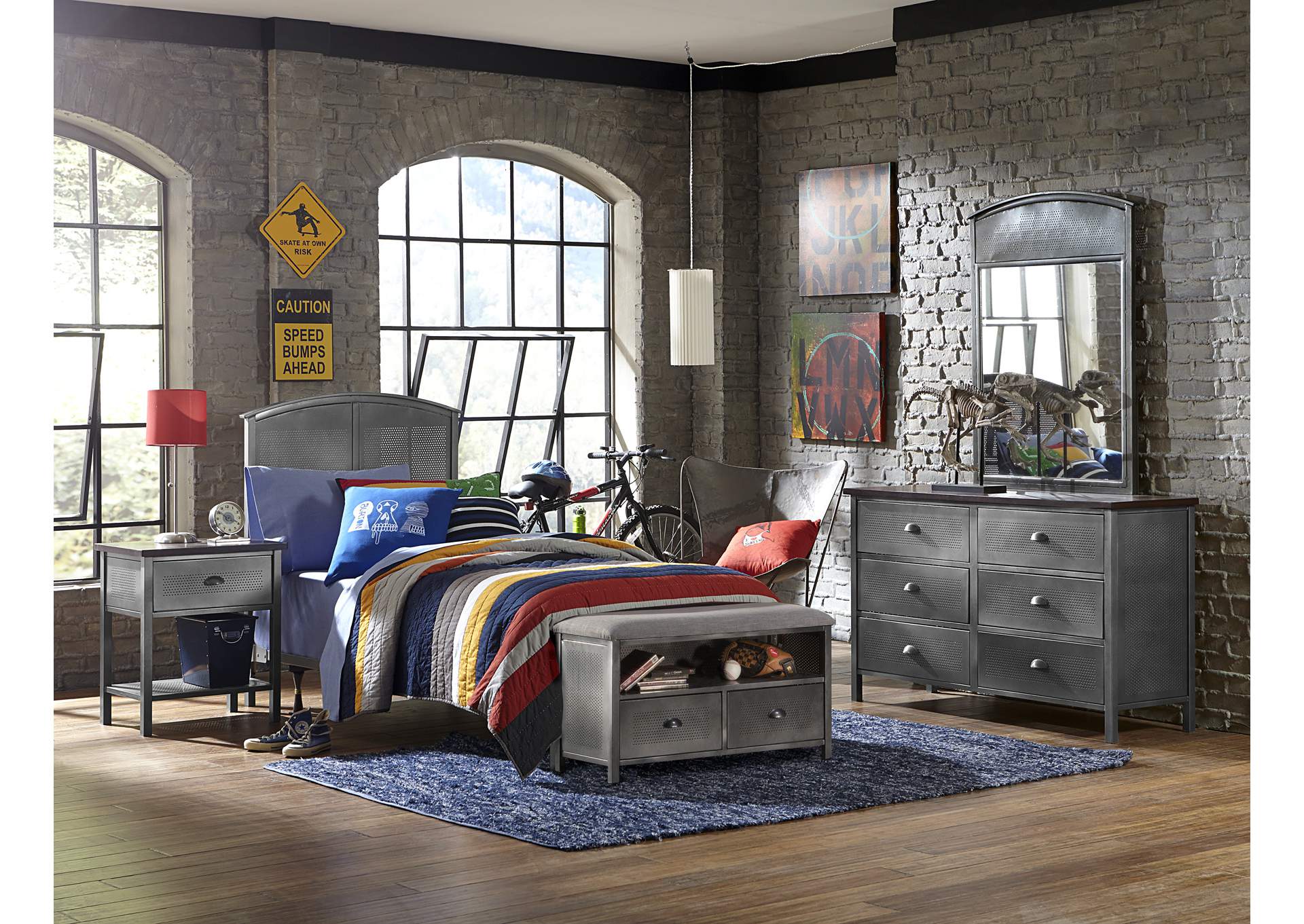 Urban Quarters 4Pc Full Panel Bed Set w/Footboard Bench,Hillsdale