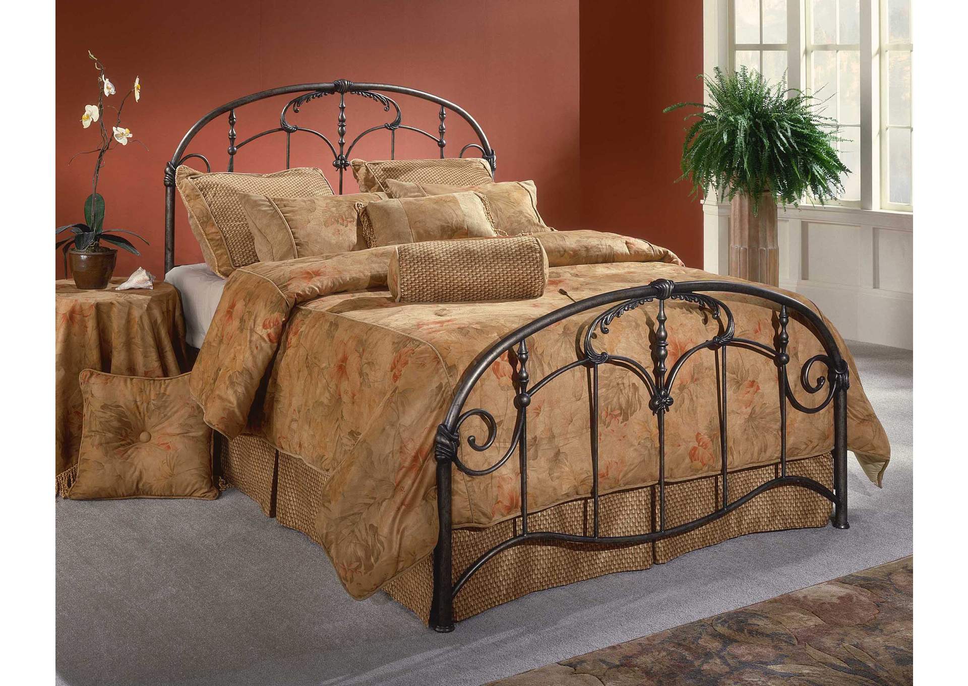 Jacqueline Full Bed w/Rails,Hillsdale