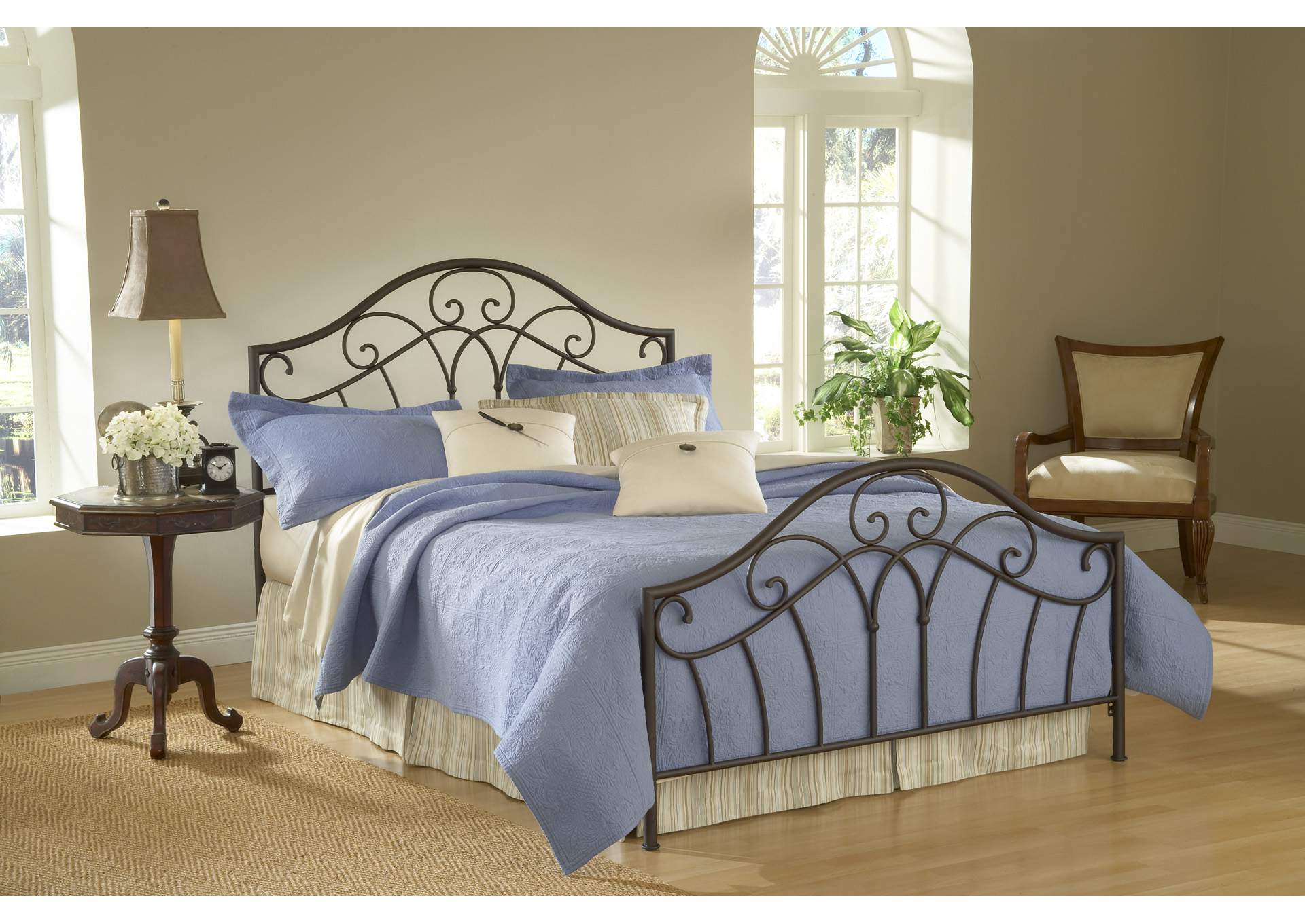 Josephine Full Bed w/Rails,Hillsdale